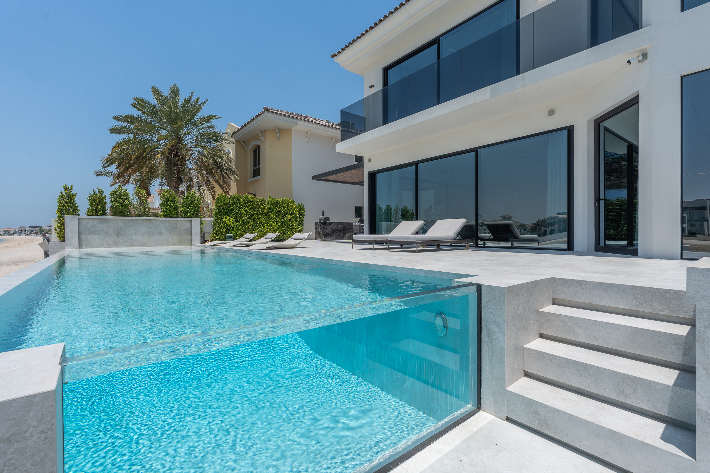  Turnkey Palm Jumeirah Villa With Private Beach - 物件實景