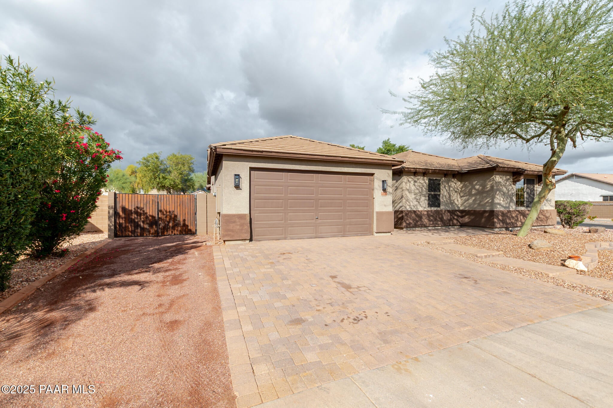 Buckeye, Arizona, 85326, United States, 4 Bedrooms Bedrooms, ,1 BathroomBathrooms,Residential,For Sale,1999085