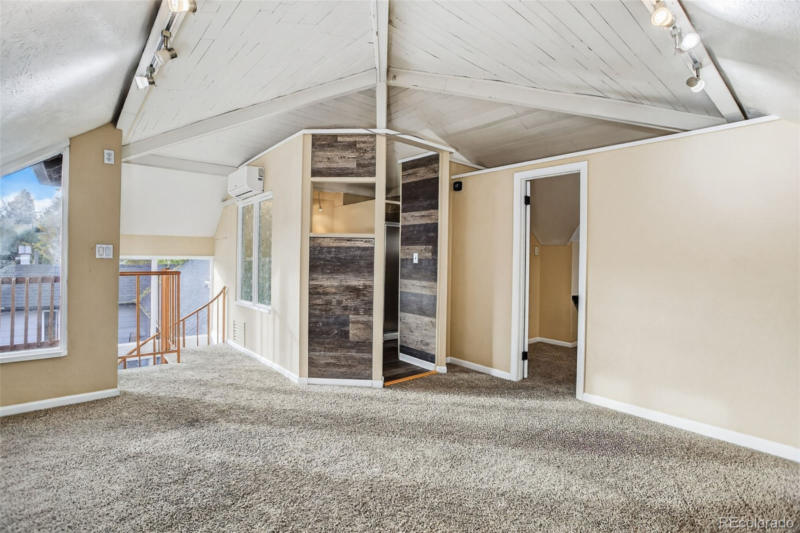 Lakewood, Colorado, 80215, United States, 4 Bedrooms Bedrooms, ,3 BathroomsBathrooms,Residential,For Sale,1991783