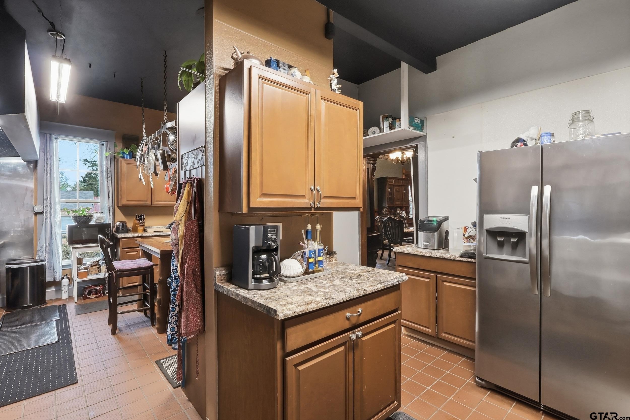 Pittsburg, Texas, 75686, United States, 6 Bedrooms Bedrooms, ,8 BathroomsBathrooms,Residential,For Sale,2005846