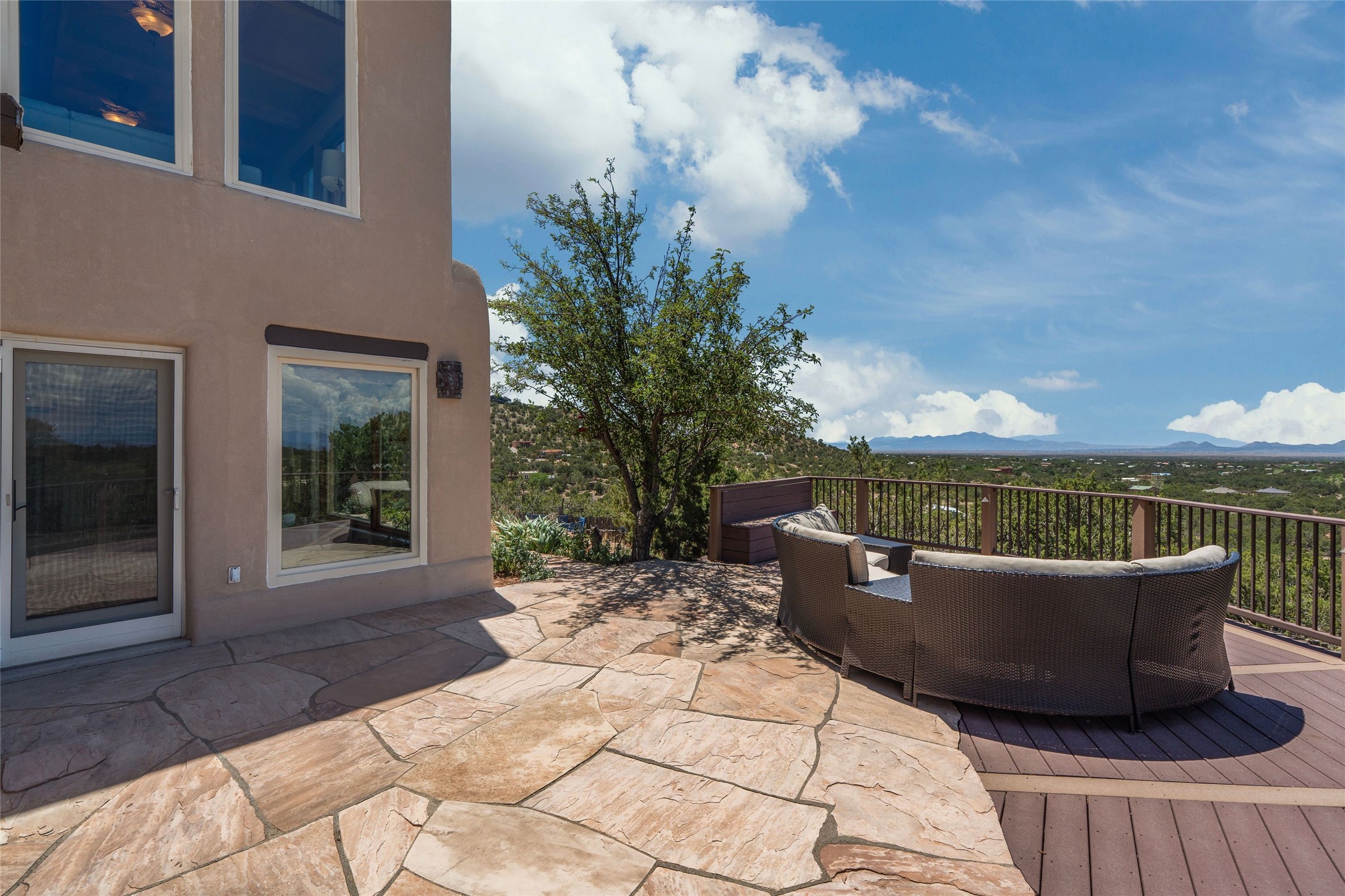  70 La Ventana Drive - 物件實景