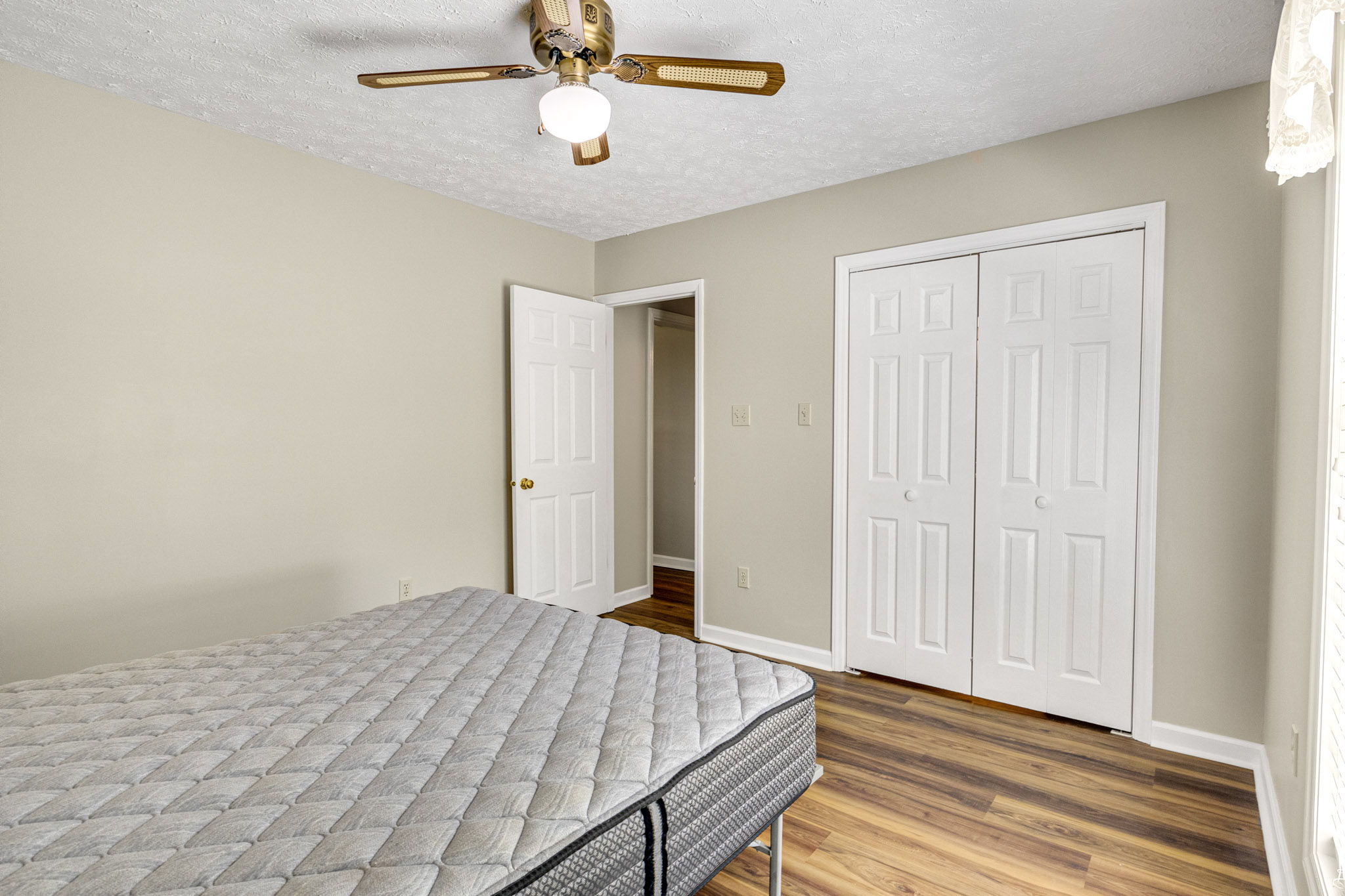 Sevierville, Tennessee, 37876, United States, 3 Bedrooms Bedrooms, ,2 BathroomsBathrooms,Residential,For Sale,1937497