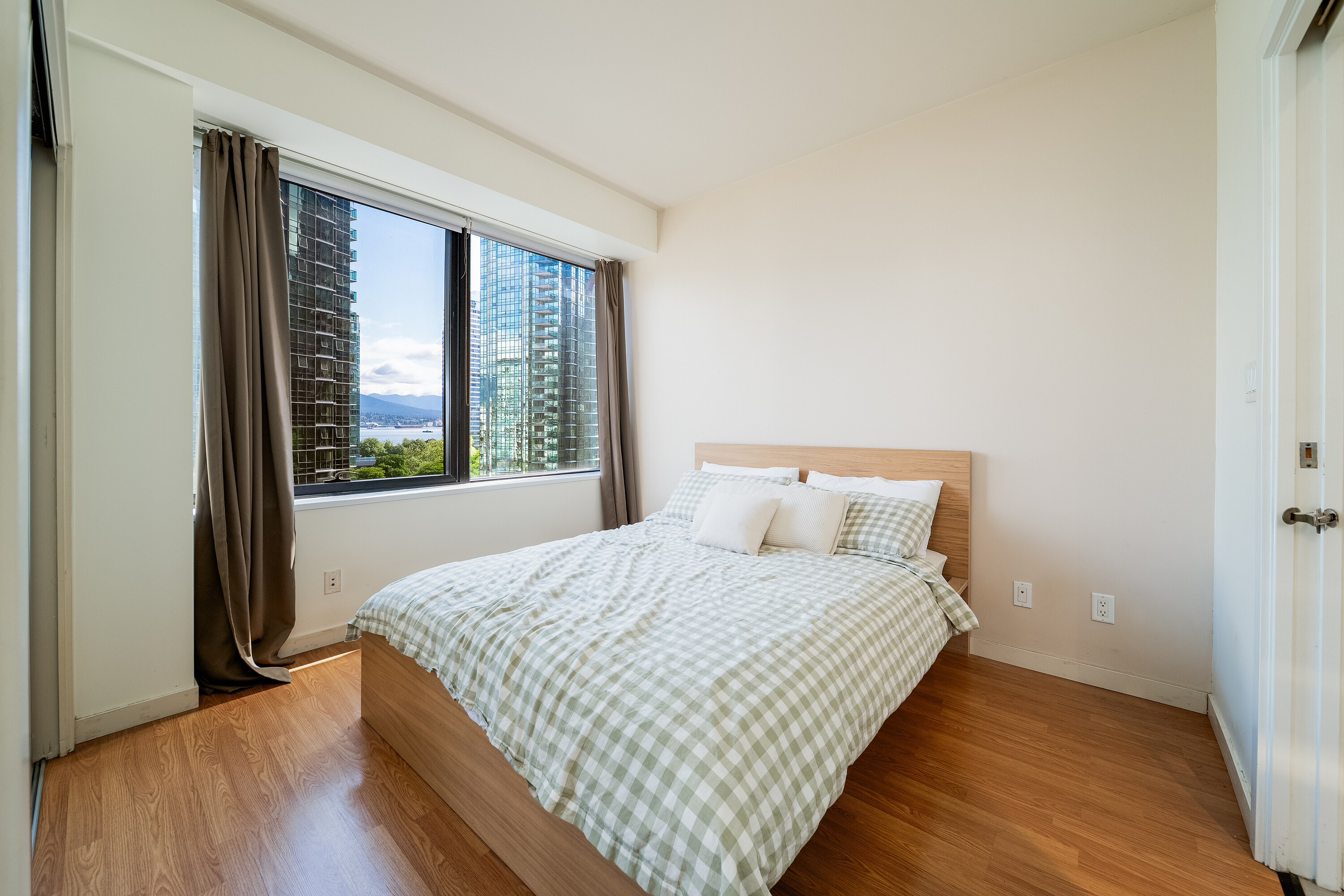  Water View Property - The Qube - 物件實景