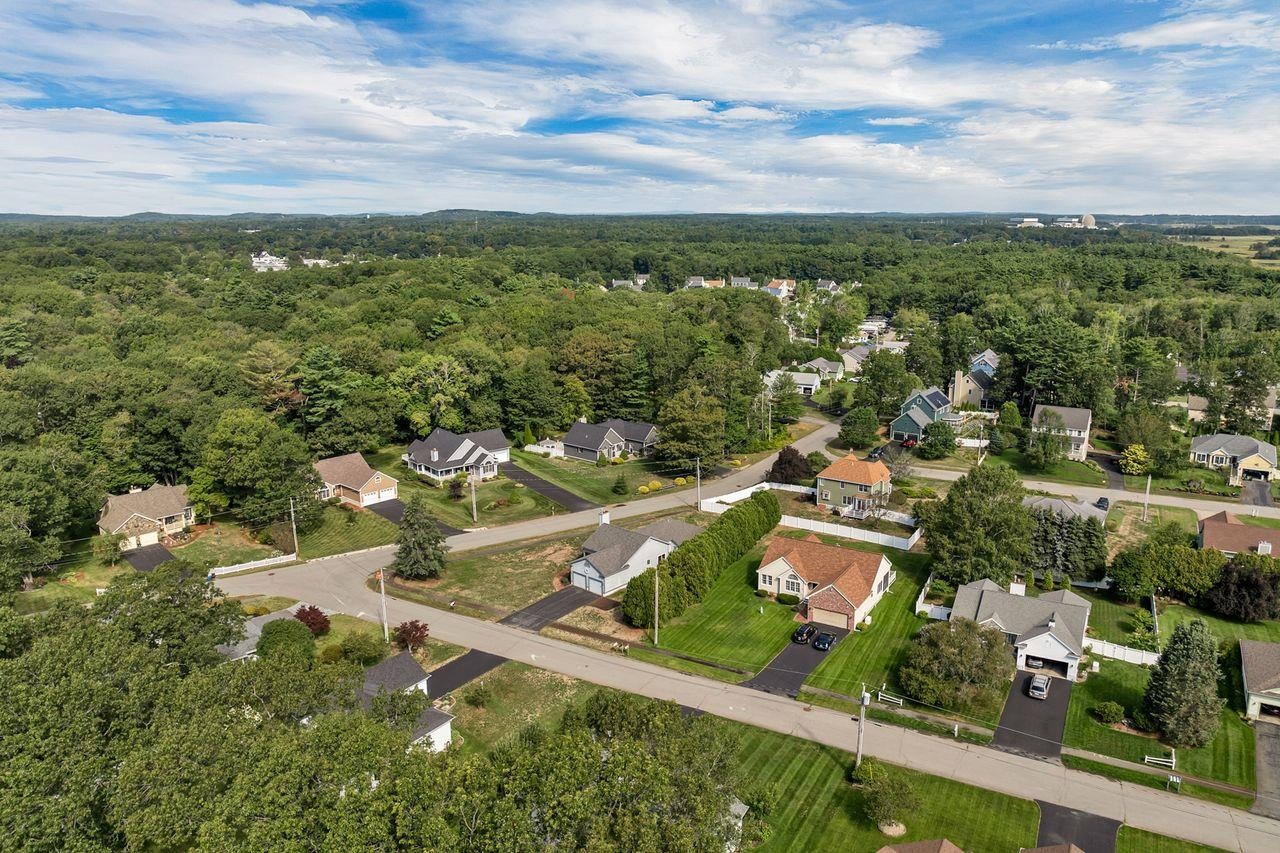 Seabrook, New Hampshire, 03874, United States, 3 Bedrooms Bedrooms, ,2 BathroomsBathrooms,Residential,For Sale,1986462