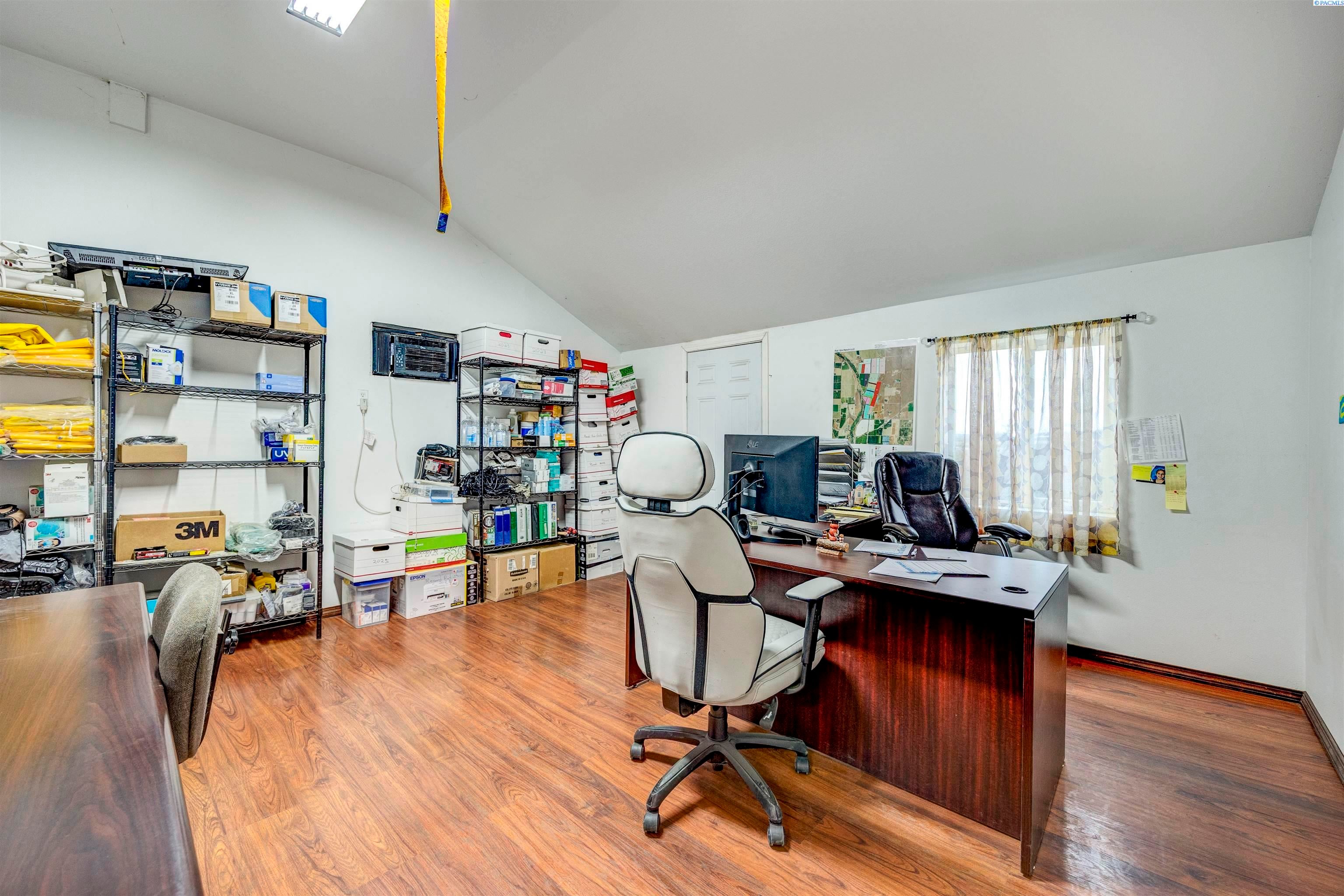 Benton City, Washington, 99320, United States, ,Residential,For Sale,1998051