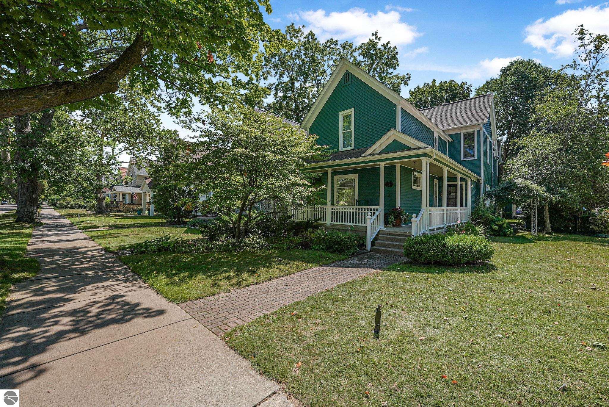 Traverse City, Michigan, 49684, United States, 3 Bedrooms Bedrooms, ,1 BathroomBathrooms,Residential,For Sale,1924144