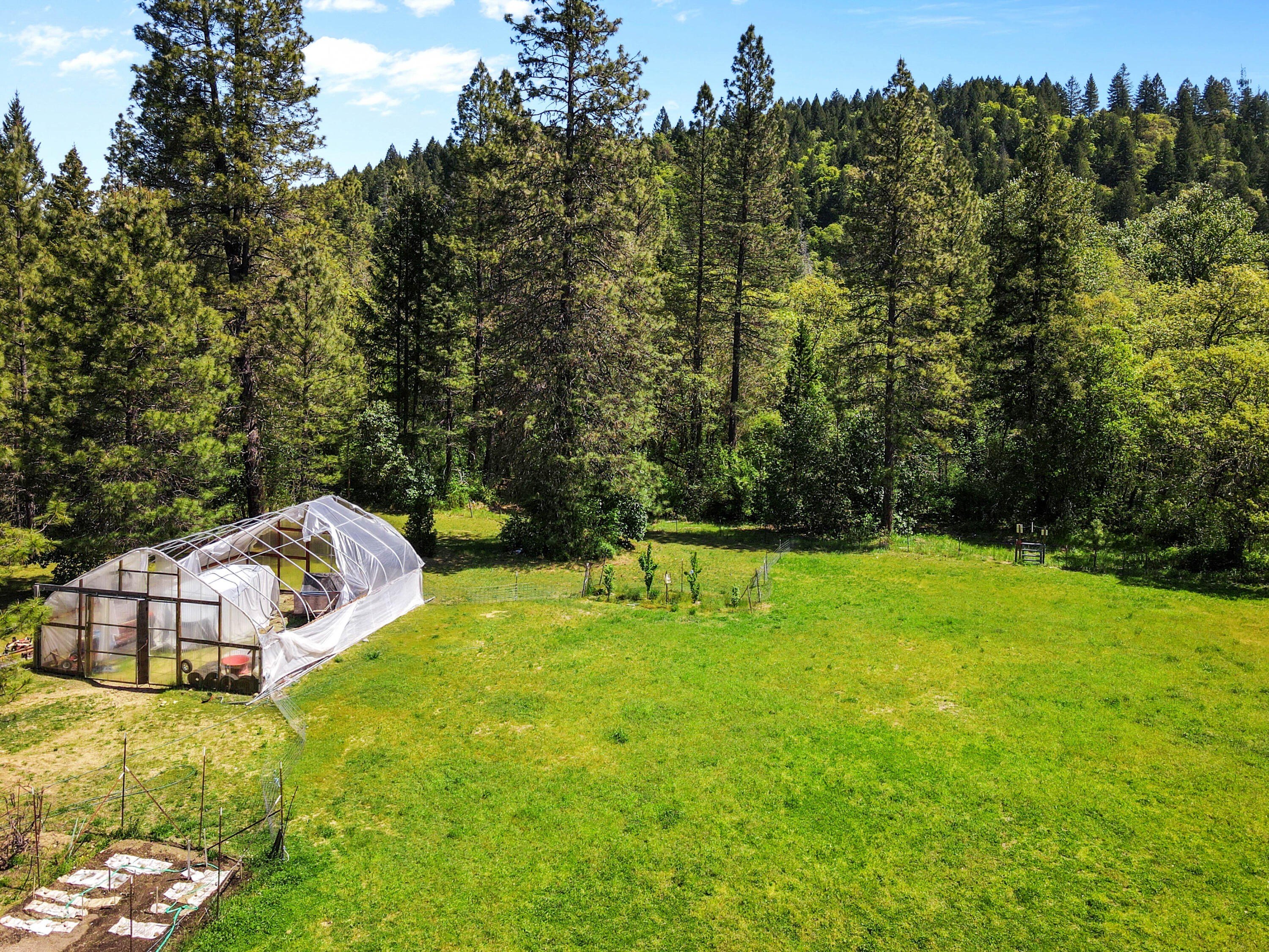Cave Junction, Oregon, 97523, United States, 3 Bedrooms Bedrooms, ,2 BathroomsBathrooms,Residential,For Sale,1920593