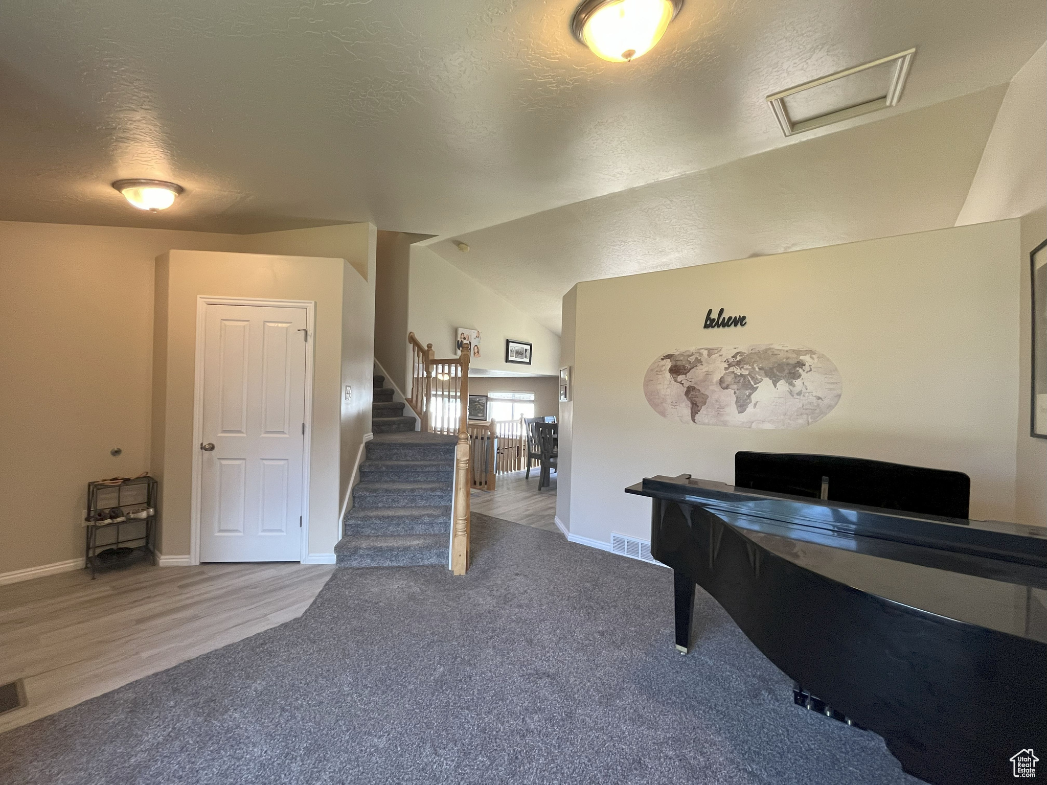 North Salt Lake, Utah, 84054, United States, 3 Bedrooms Bedrooms, ,3 BathroomsBathrooms,Residential,For Sale,1919524