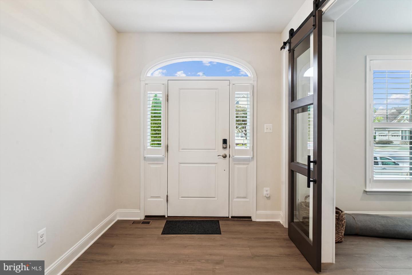 Frederick, Maryland, 21701, United States, 4 Bedrooms Bedrooms, ,4 BathroomsBathrooms,Residential,For Sale,1996927