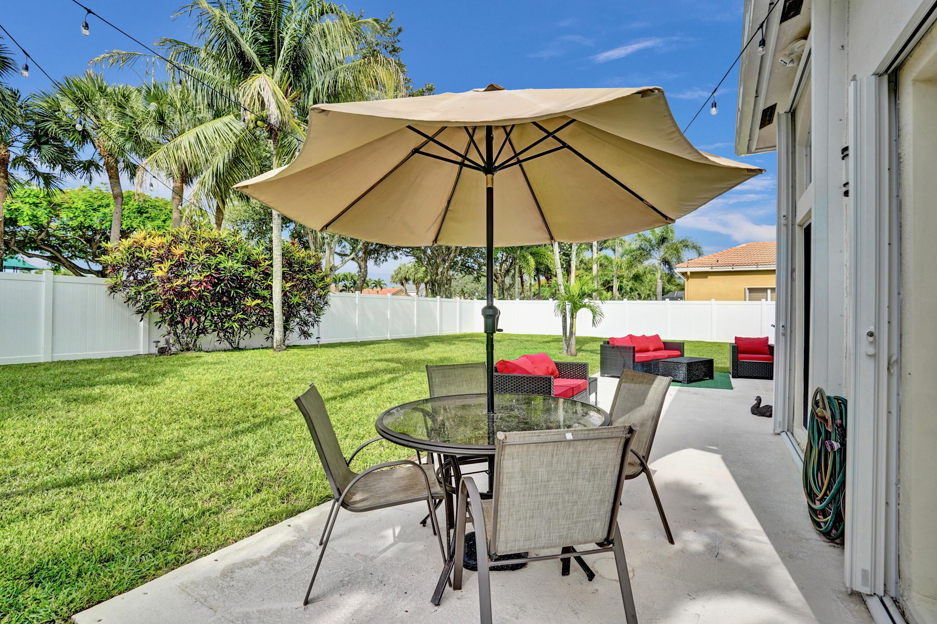Lake Worth, Florida, 33463, United States, 3 Bedrooms Bedrooms, ,3 BathroomsBathrooms,Residential,For Sale,1905874