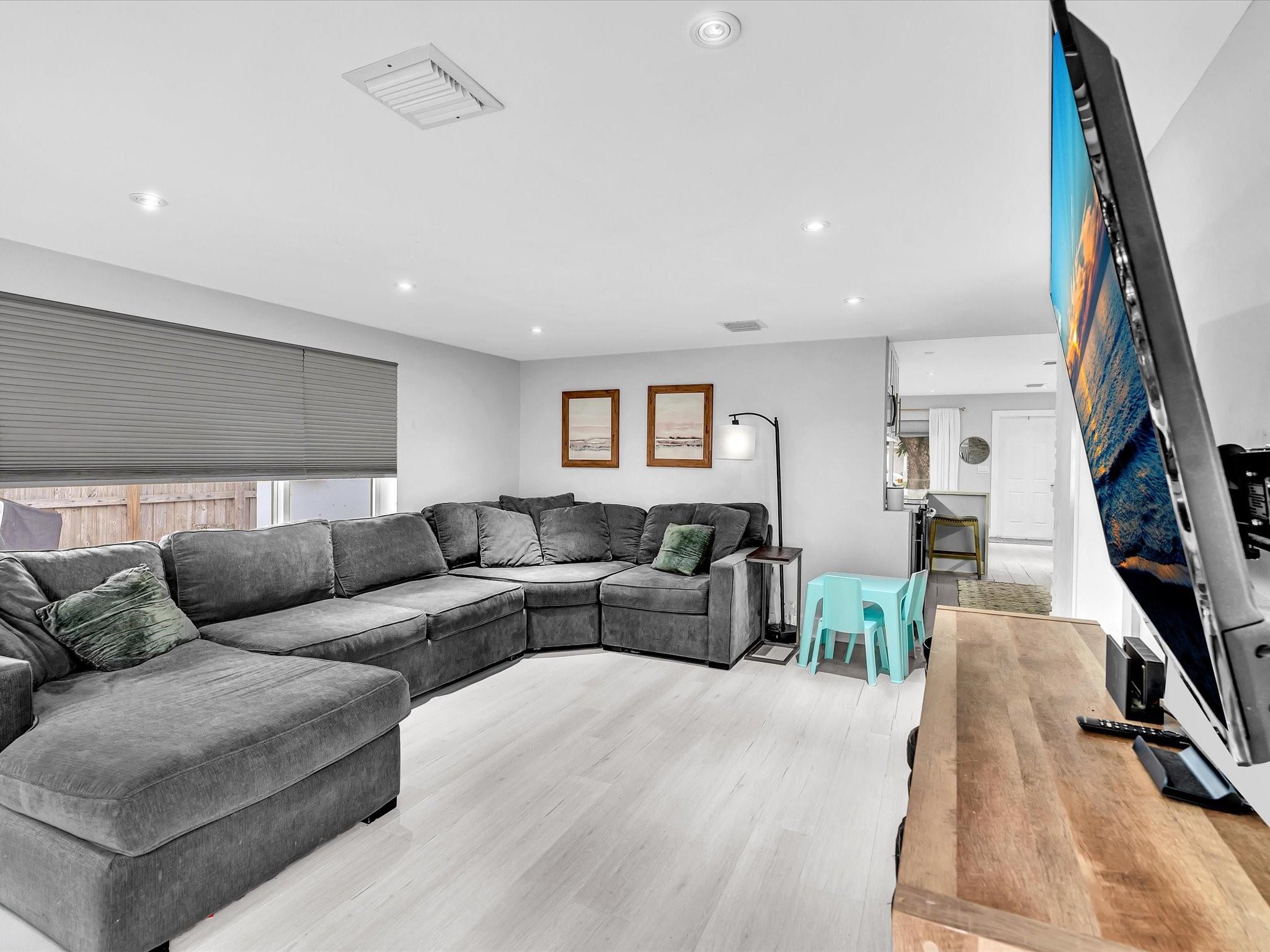 Fort Lauderdale, Florida, 33309, United States, 3 Bedrooms Bedrooms, ,2 BathroomsBathrooms,Residential,For Sale,1989951