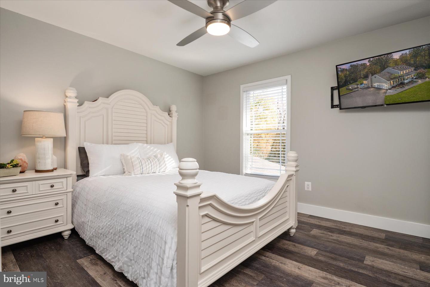 Pasadena, Maryland, 21122, United States, 4 Bedrooms Bedrooms, ,4 BathroomsBathrooms,Residential,For Sale,1989268