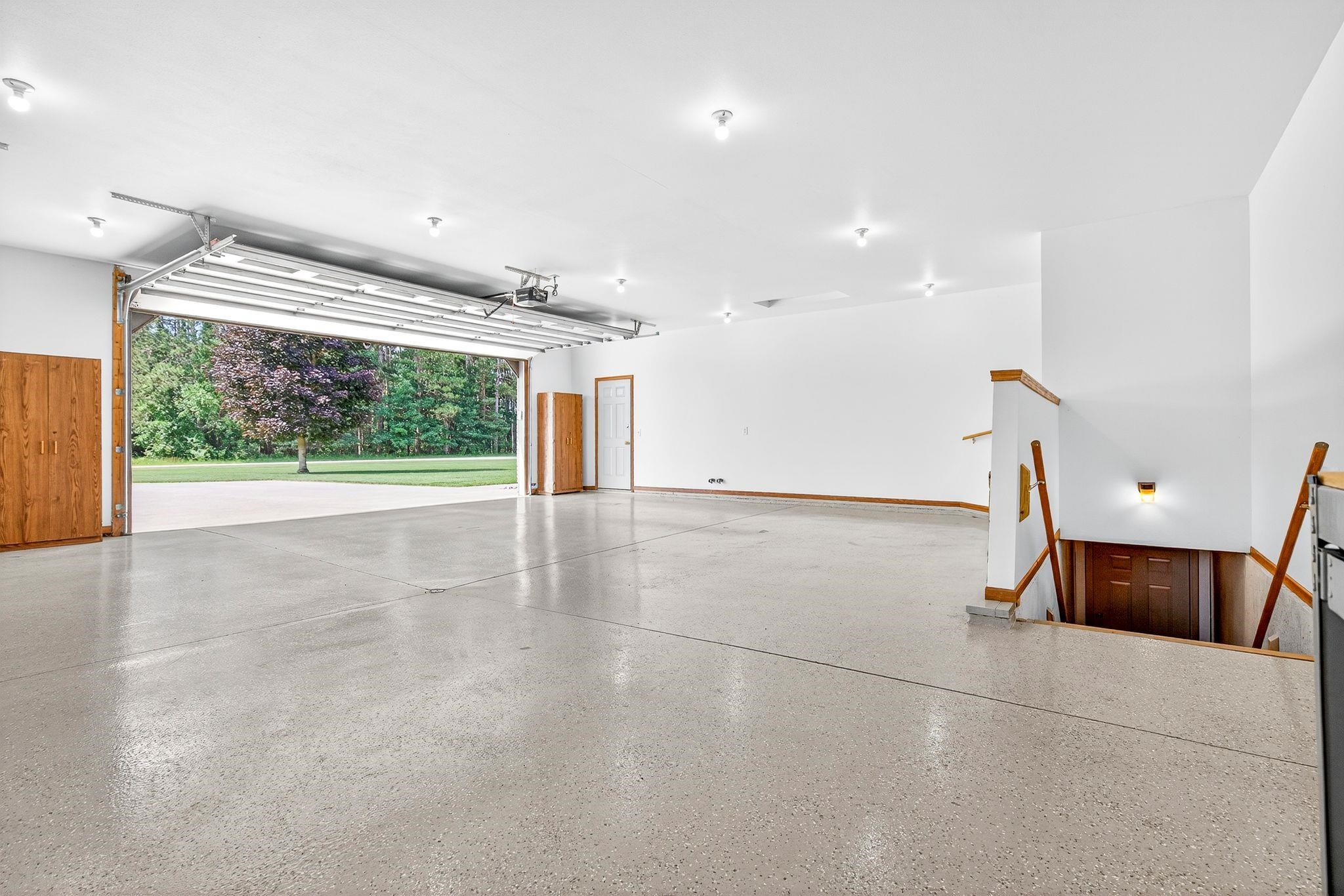 Redgranite, Wisconsin, 54970, United States, 3 Bedrooms Bedrooms, ,3 BathroomsBathrooms,Residential,For Sale,1982577