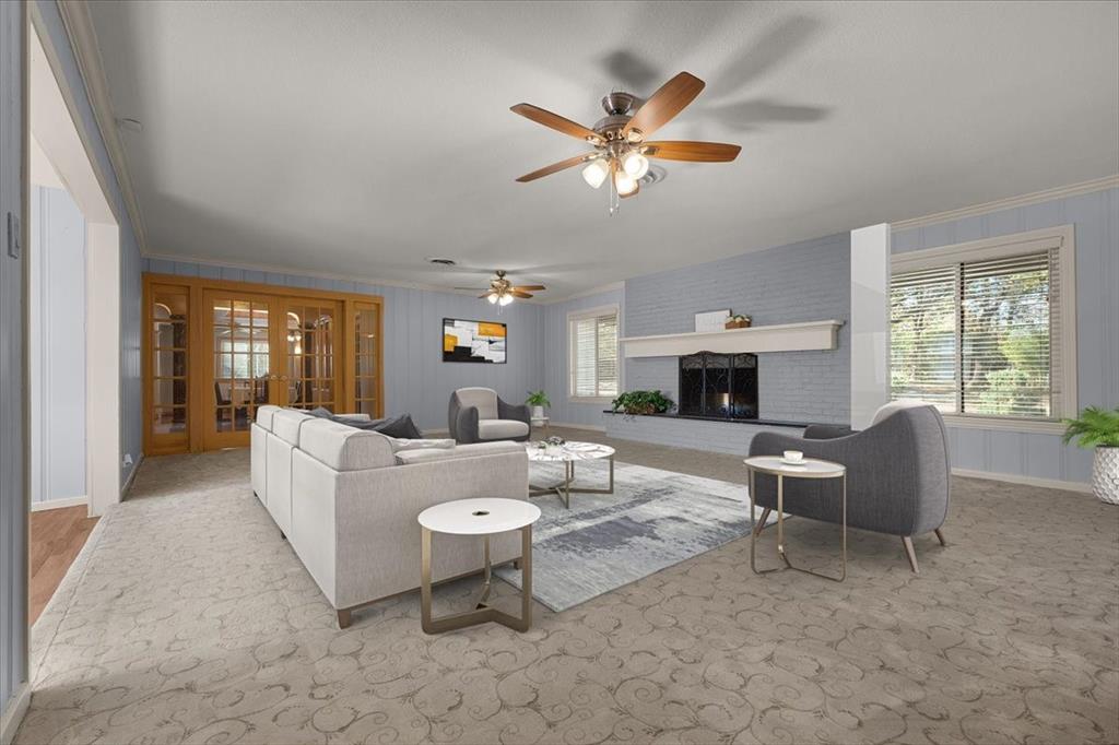 8248 Meadowbrook Drive, Fort Worth, Texas, 76120, United States, 5 Bedrooms Bedrooms, ,6 BathroomsBathrooms,Residential,For Sale,8248 Meadowbrook Drive,1666284