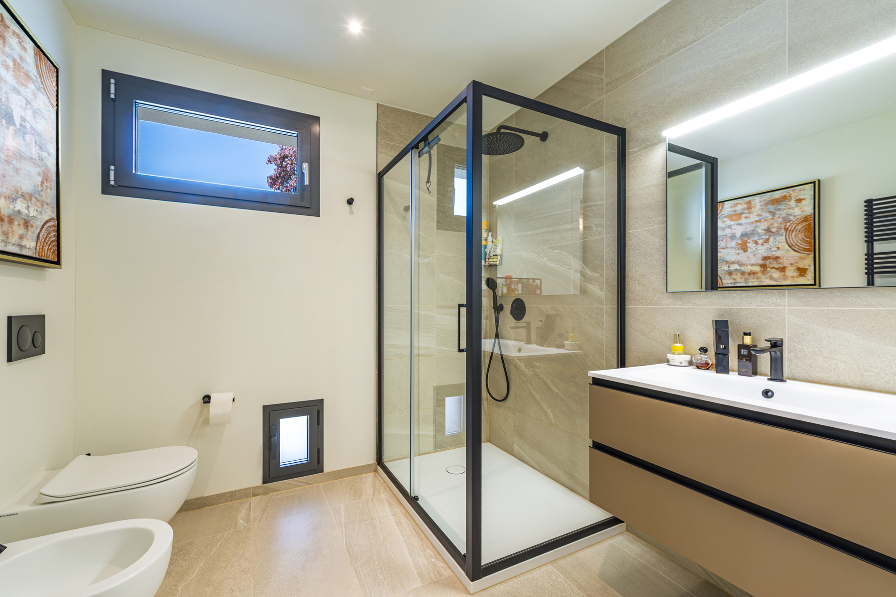  Spacious 2.5-bedroom apartment with private garden and wellness area - 物件實景