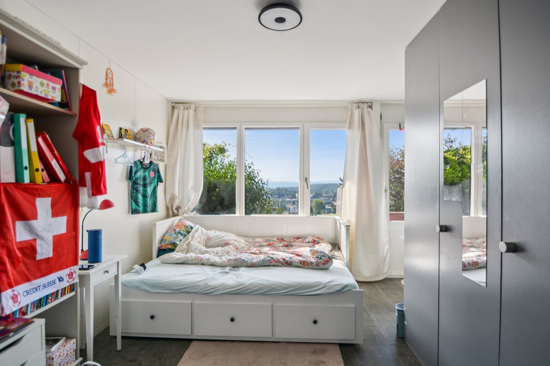  Exclusive Opportunity in Biel — Unique Architect-Designed Home, Exceptional Modu - 物件實景