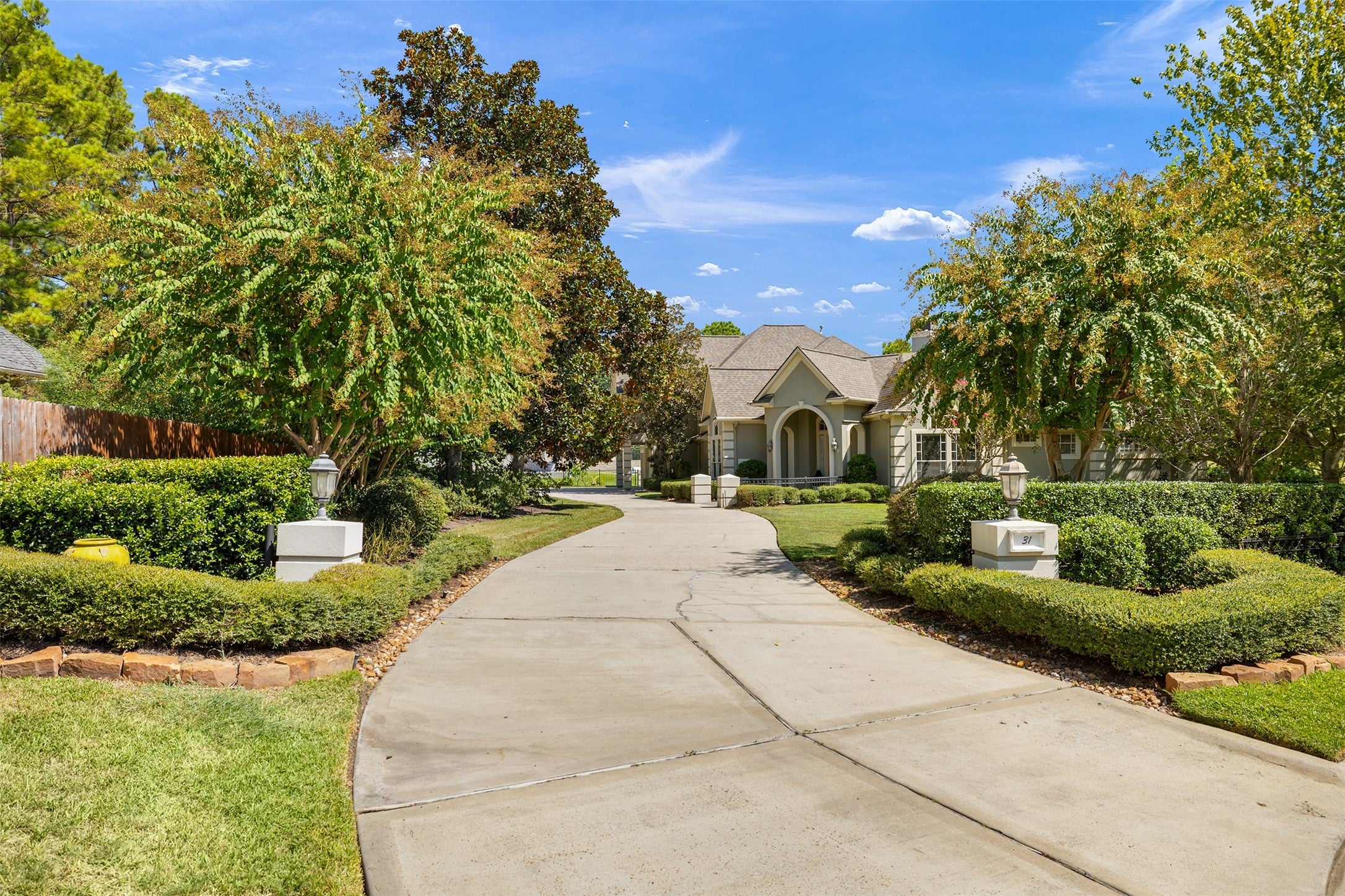 Grey Moss Ln, Montgomery, TX 77356