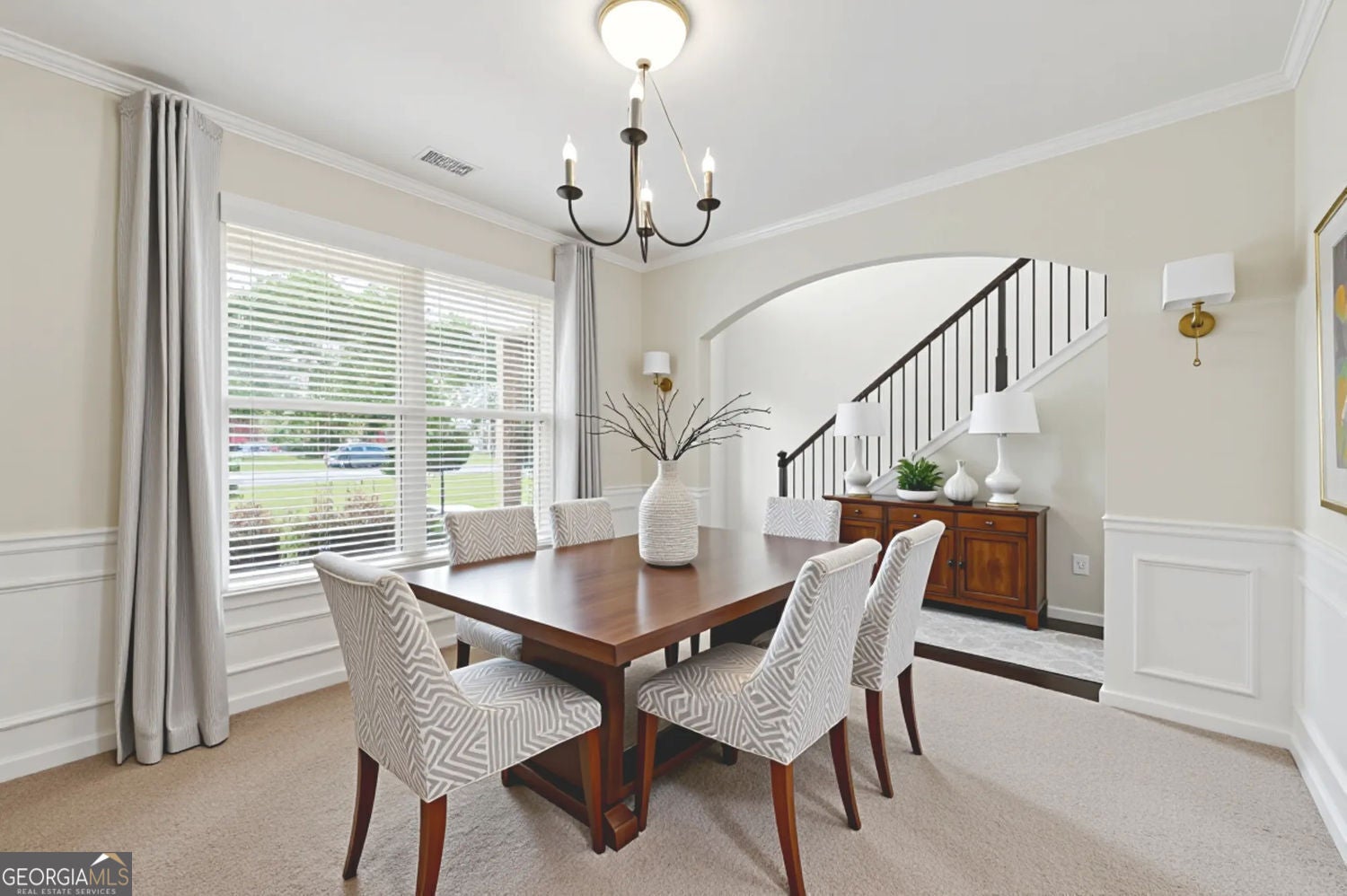 Suwanee, Georgia, 30024, United States, 5 Bedrooms Bedrooms, ,3 BathroomsBathrooms,Residential,For Sale,1867941