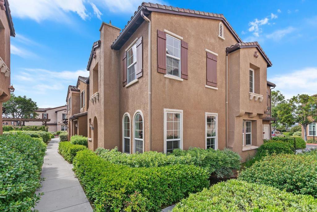 San Diego, California, 92130, United States, 3 Bedrooms Bedrooms, ,3 BathroomsBathrooms,Residential,For Sale,1885415