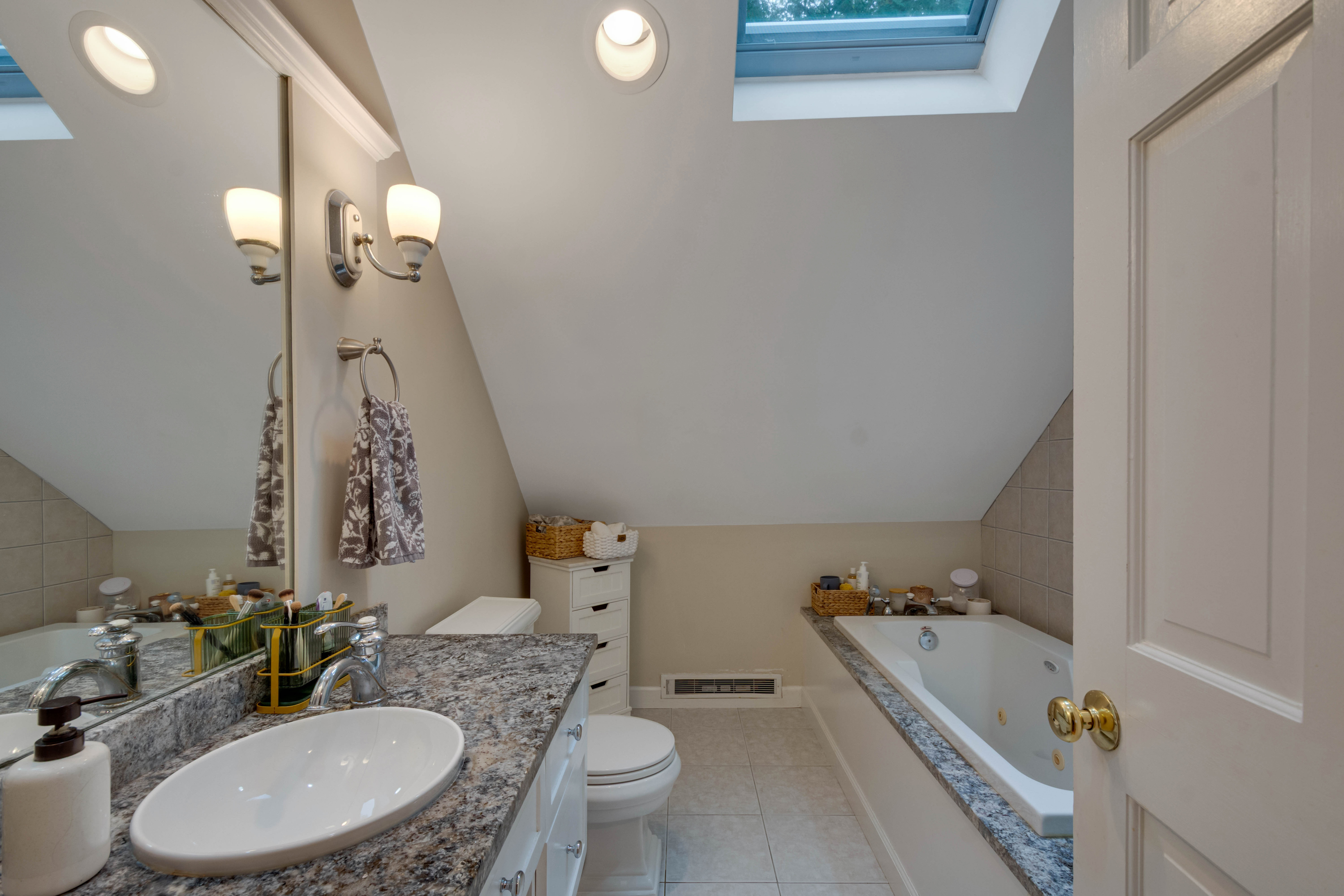  30 Surrey Road, Winchester, MA 01890 - 物件實景