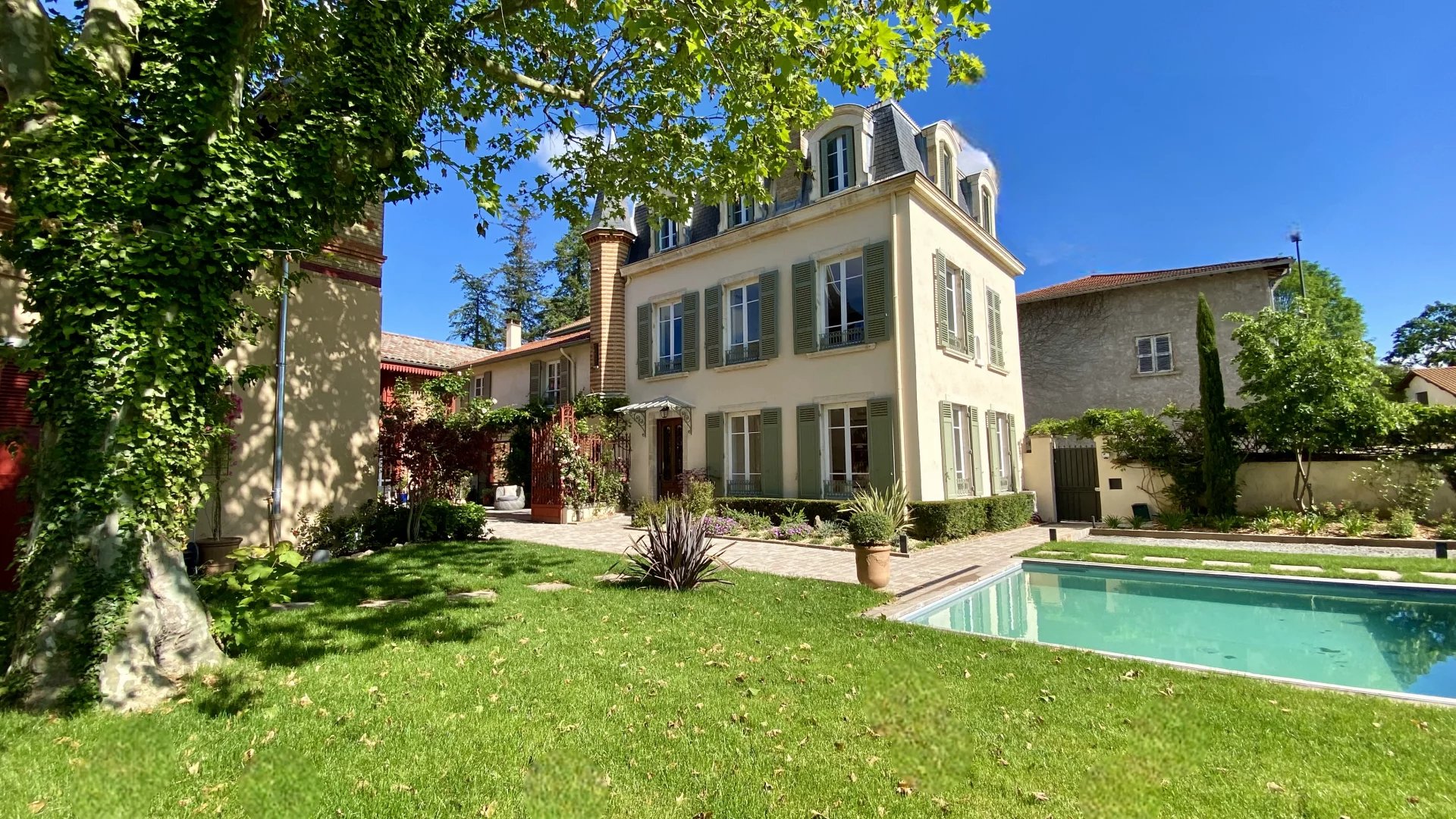 Charbonnières-les-Bains, Auvergne-Rhône-Alpes, 69260, FR, 7 Bedrooms Bedrooms, ,9 BathroomsBathrooms,Residential,For Sale,1994896