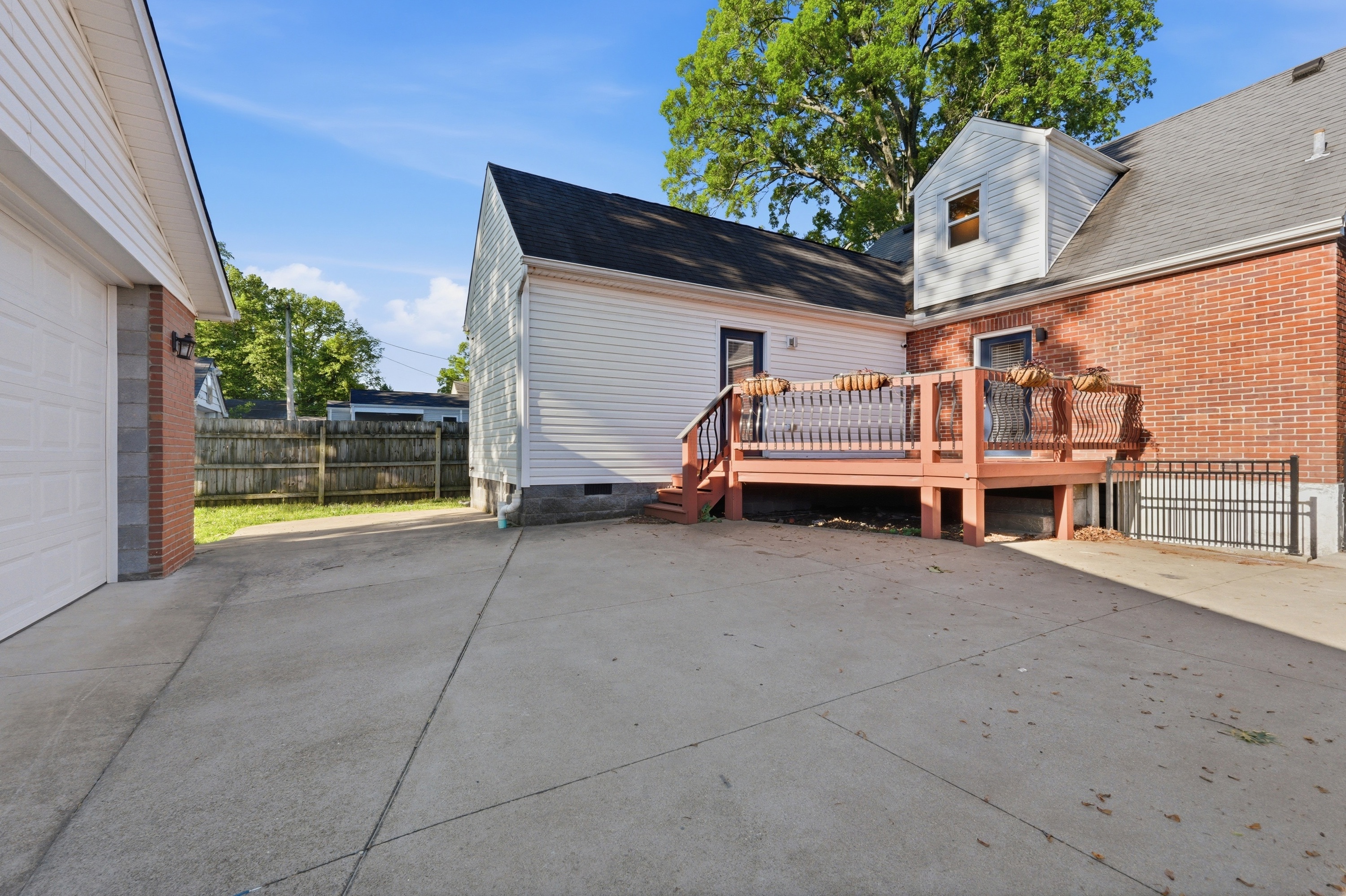  225 Brown Avenue, Louisville, KY 40207 - 物件實景