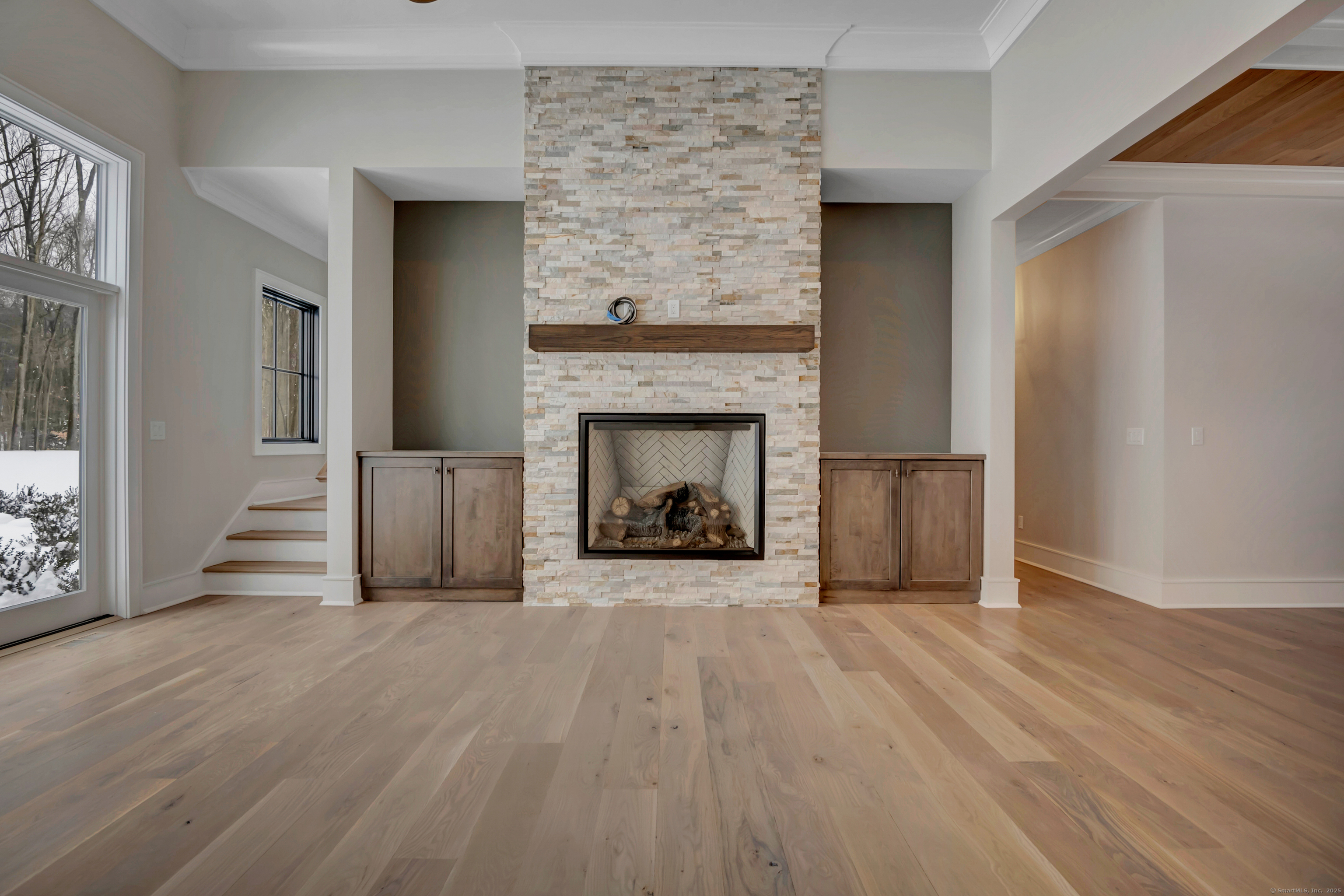 Orange, Connecticut, 06477, United States, 4 Bedrooms Bedrooms, ,5 BathroomsBathrooms,Residential,For Sale,1902233
