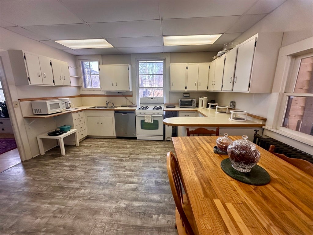 Charlemont, Massachusetts, 01339, United States, 4 Bedrooms Bedrooms, ,2 BathroomsBathrooms,Residential,For Sale,1739368