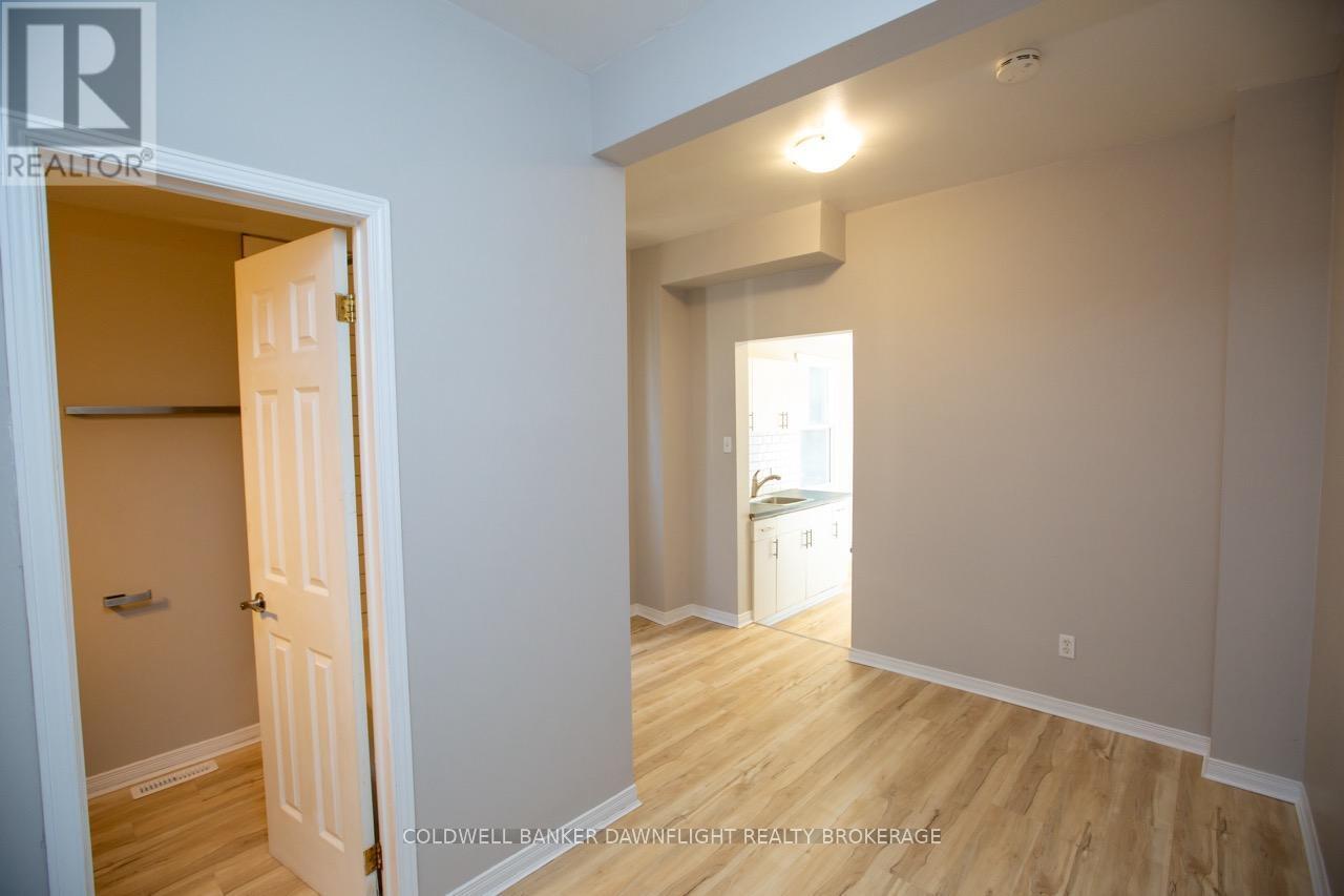 LONDON EAST (EAST G), Ontario, N6B 3H9, CA, 4 Bedrooms Bedrooms, ,3 BathroomsBathrooms,Residential,For Sale,1949851