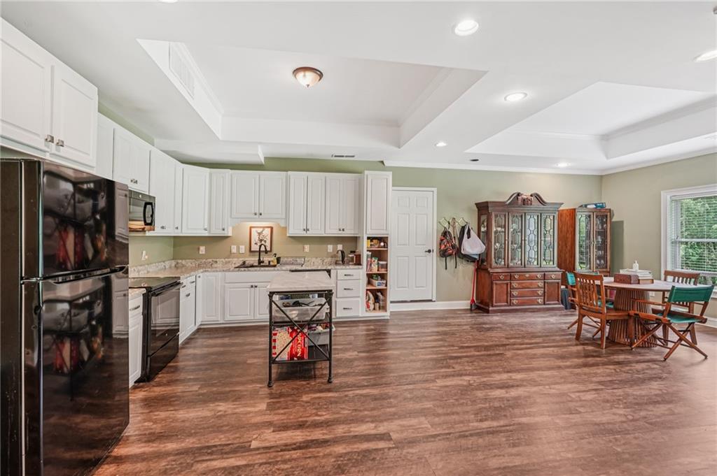 Cartersville, Georgia, 30121, United States, 5 Bedrooms Bedrooms, ,6 BathroomsBathrooms,Residential,For Sale,1902967