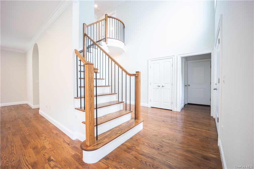 New Rochelle, New York, 10804, United States, 5 Bedrooms Bedrooms, ,5 BathroomsBathrooms,Residential,For Sale,1983034