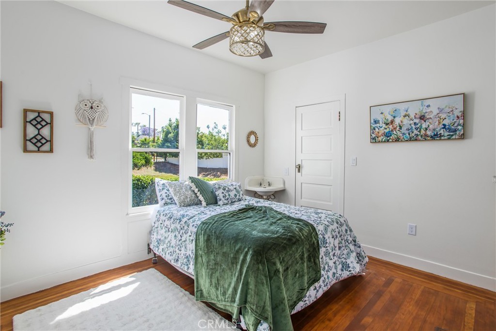 Redlands, California, 92373, United States, 5 Bedrooms Bedrooms, ,4 BathroomsBathrooms,Residential,For Sale,1982163