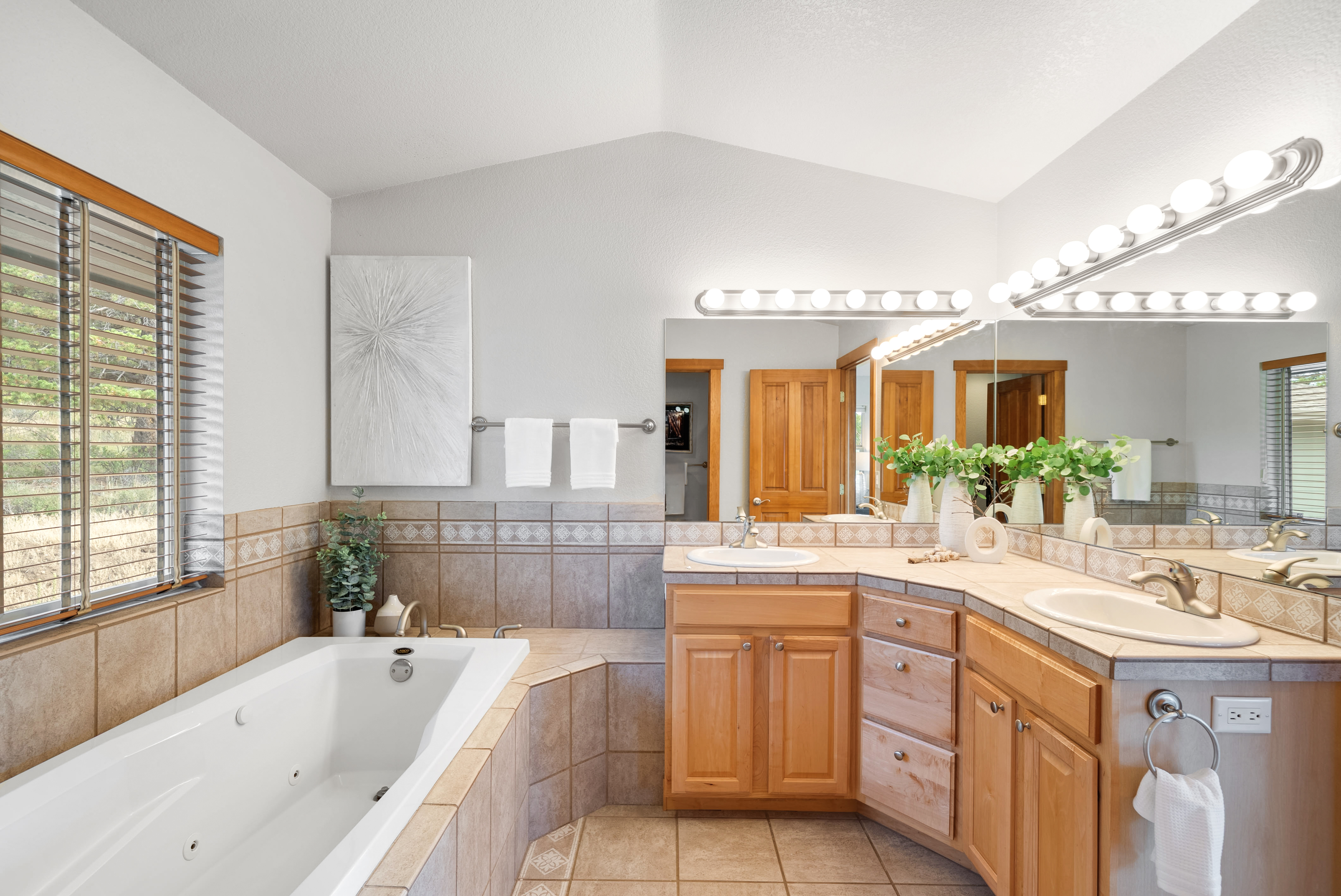  131 Hurricane Hill Dr, Nederland, CO, 80466 - 物件實景