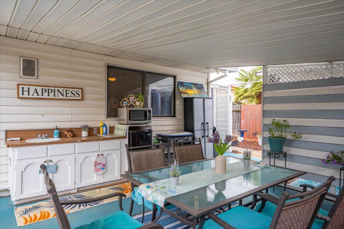 Redding, California, 96003, United States, 3 Bedrooms Bedrooms, ,3 BathroomsBathrooms,Residential,For Sale,1926978