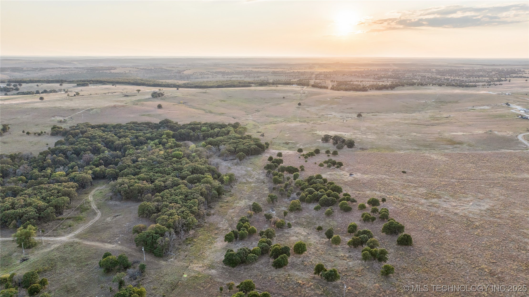 Bartlesville, Oklahoma, 74003, United States, ,Residential,For Sale,1963998