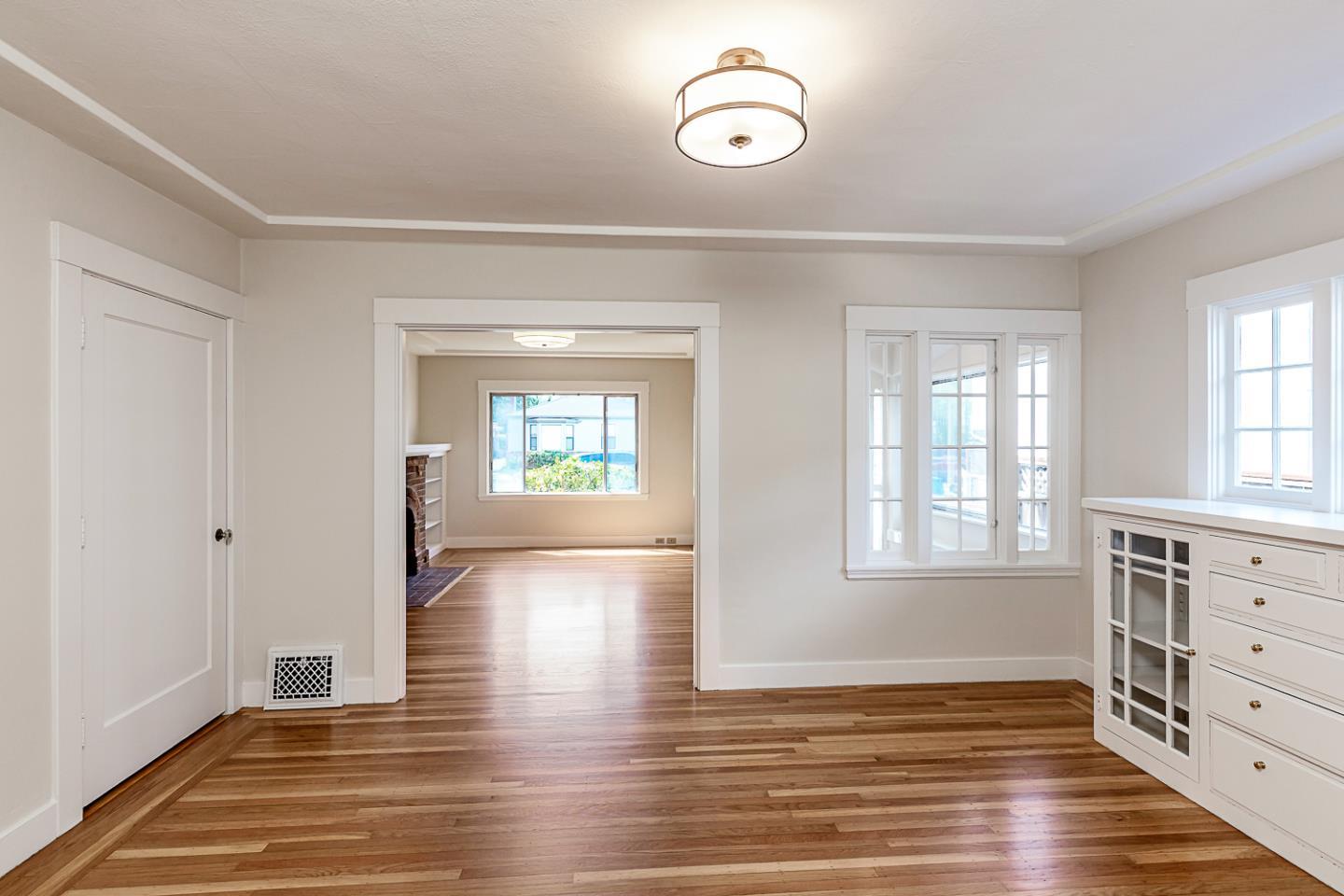 San Mateo, California, 94401, United States, ,Residential,For Sale,1955315