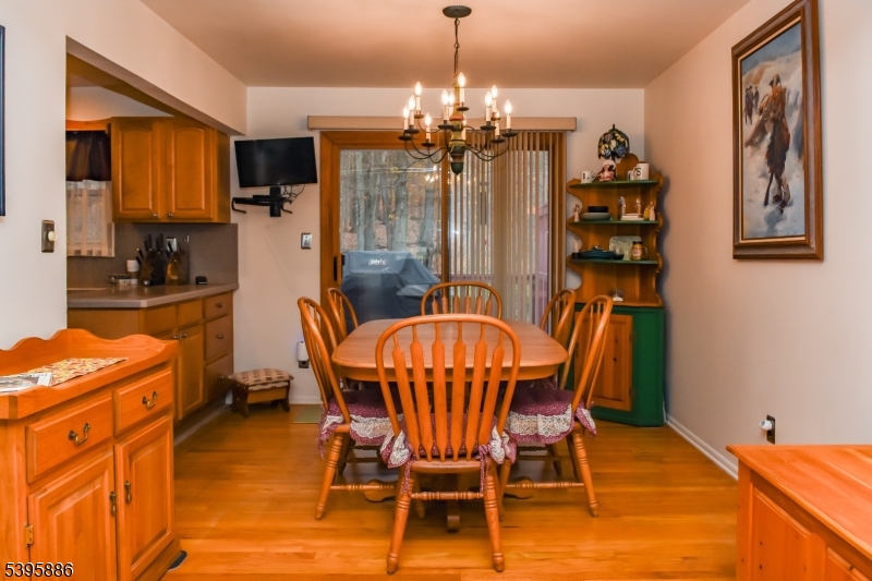 Mount Olive Twp., New Jersey, 07836, United States, 4 Bedrooms Bedrooms, ,2 BathroomsBathrooms,Residential,For Sale,1987785