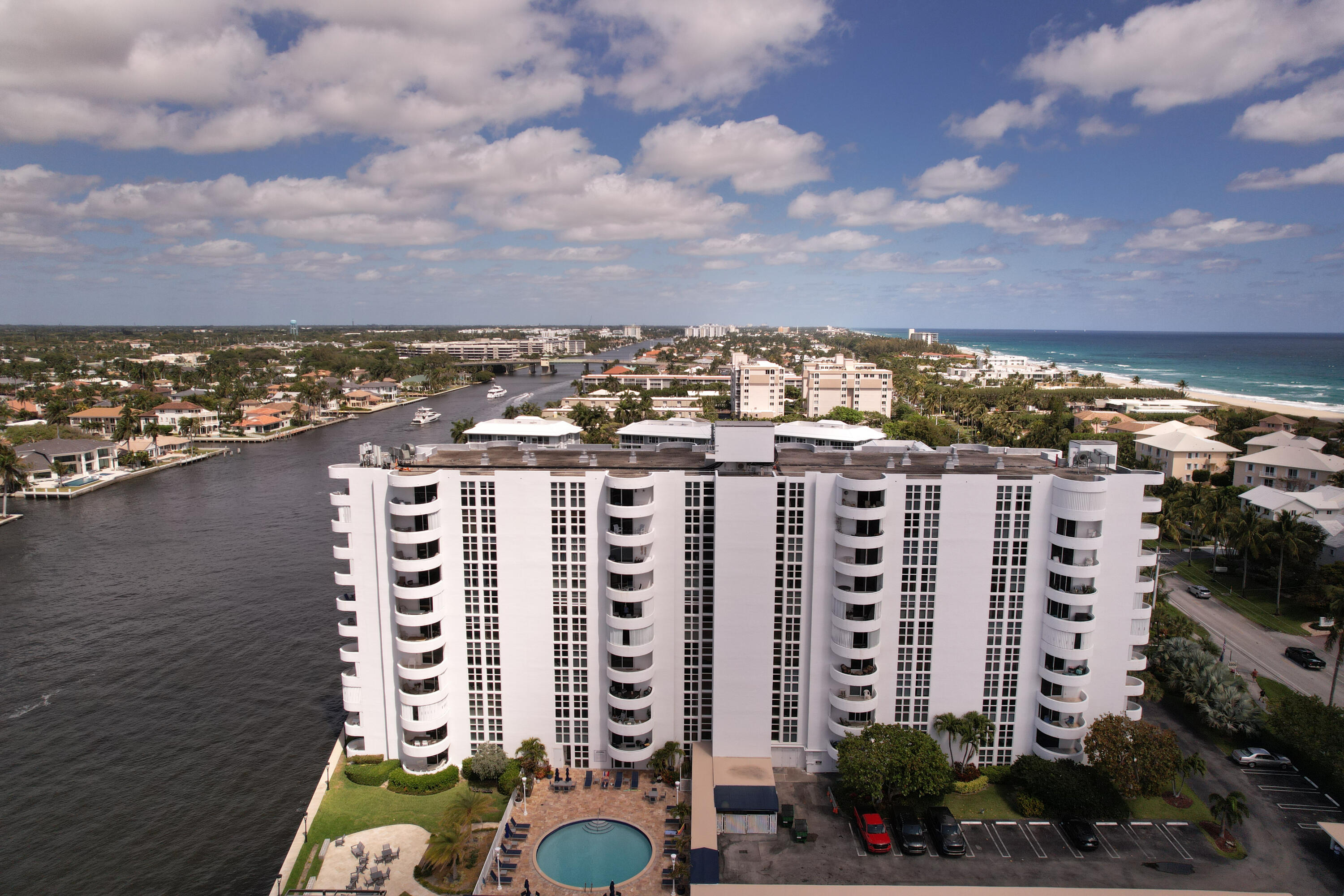 Delray Beach, Florida, 33483, United States, 2 Bedrooms Bedrooms, ,2 BathroomsBathrooms,Residential,For Sale,1826520