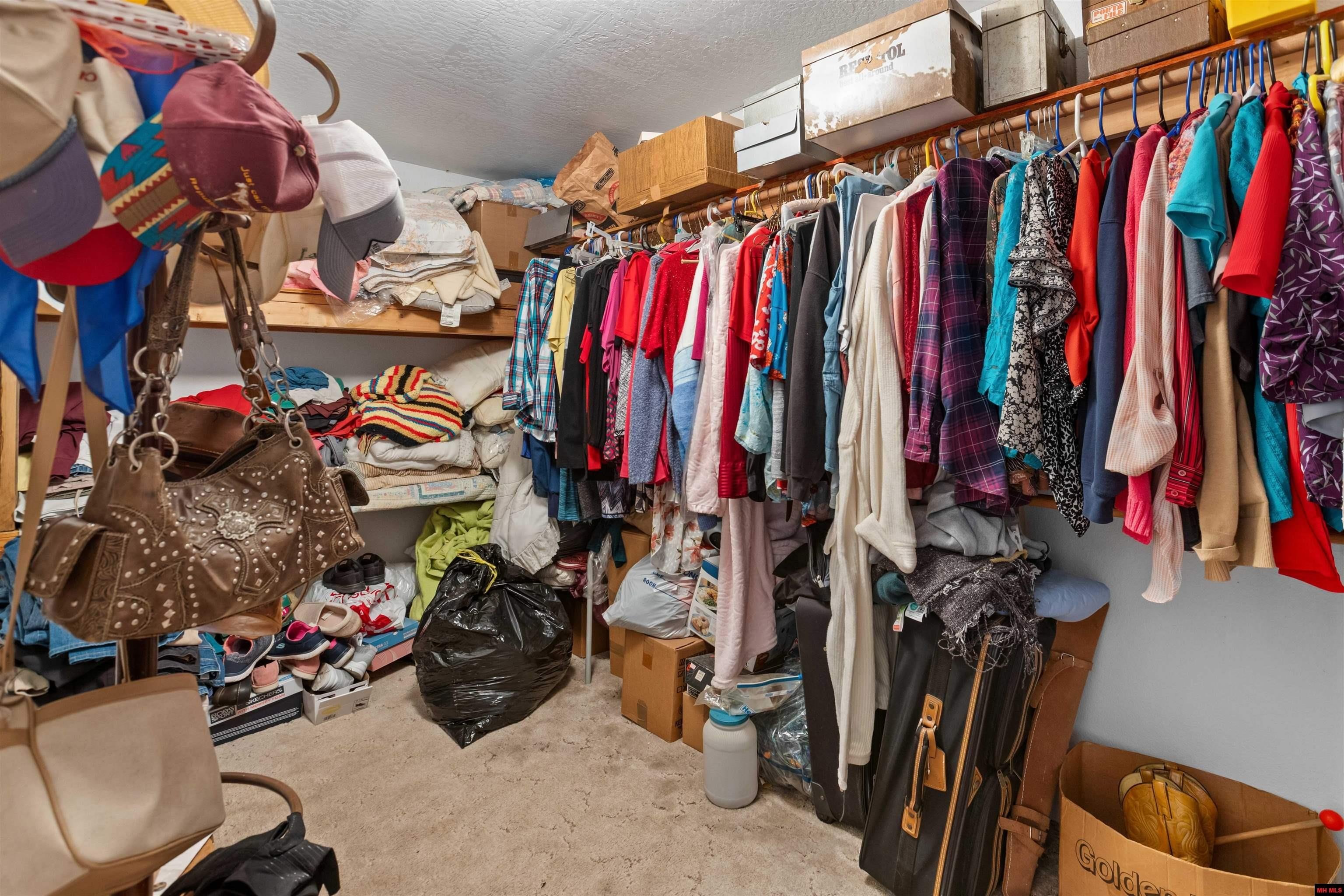 Theodosia, Missouri, 65761, United States, 3 Bedrooms Bedrooms, ,2 BathroomsBathrooms,Residential,For Sale,1986107