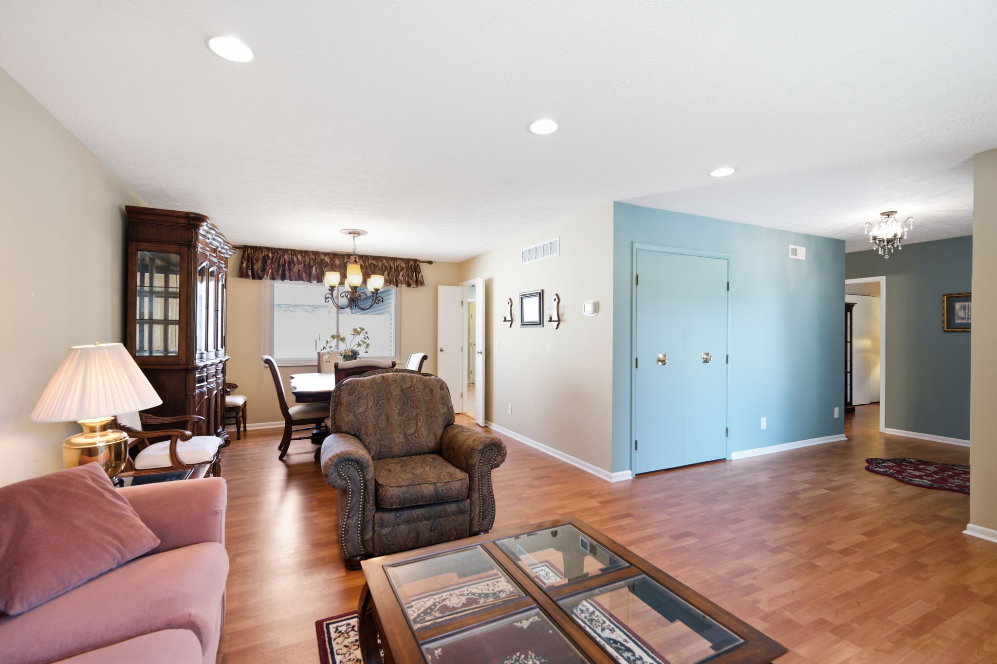  2 Boxwood Court, Cincinnati, OH 45246 - 物件實景