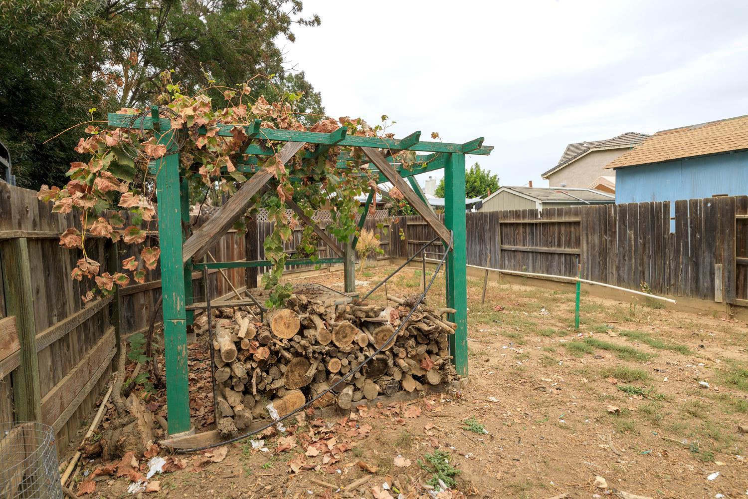 Gustine, California, 95322, United States, 4 Bedrooms Bedrooms, ,3 BathroomsBathrooms,Residential,For Sale,1975673