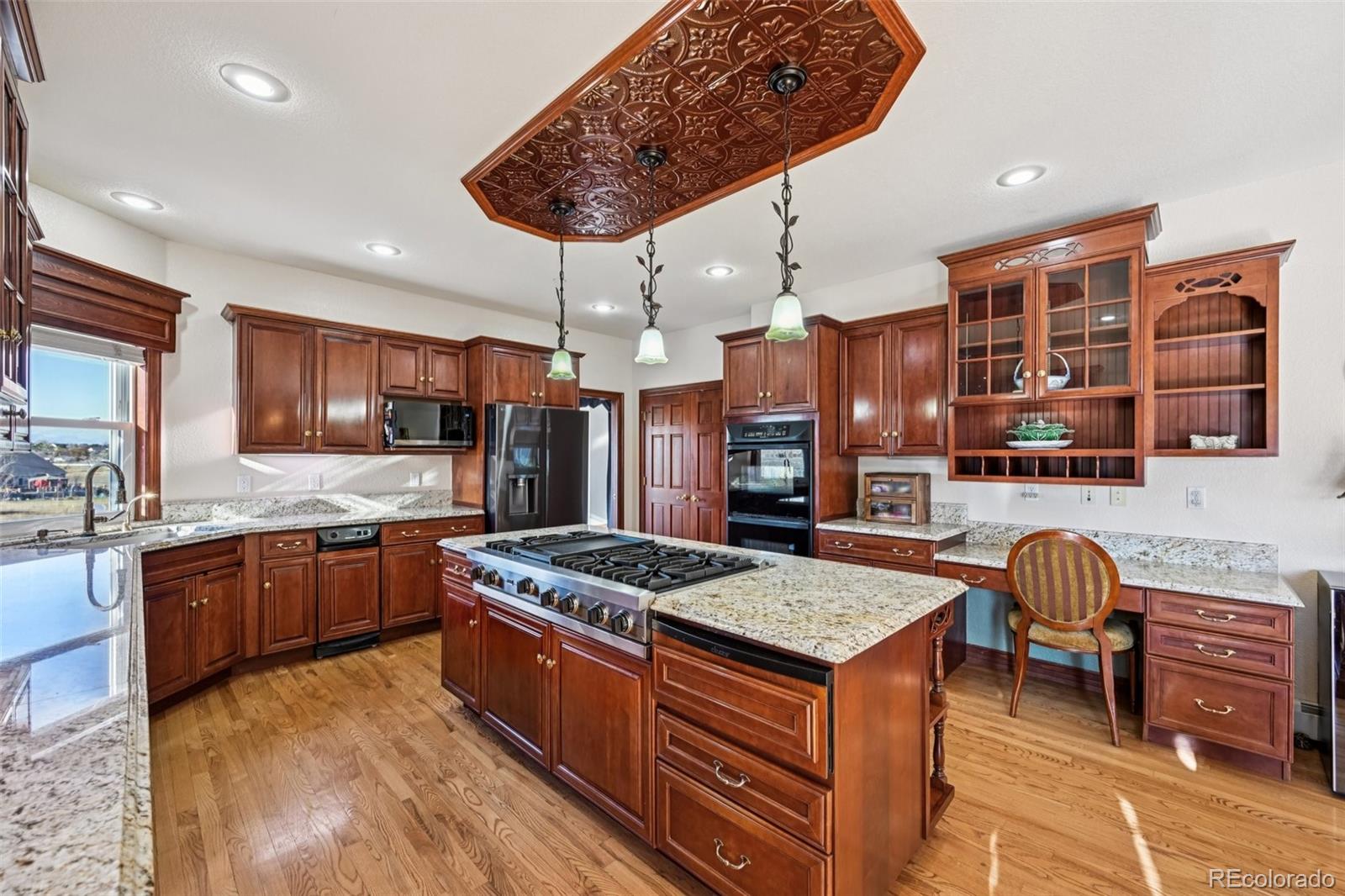 Broomfield, Colorado, 80023, United States, 5 Bedrooms Bedrooms, ,4 BathroomsBathrooms,Residential,For Sale,1997718