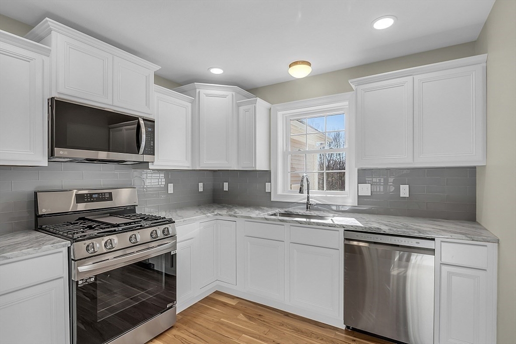Leominster, Massachusetts, 01453, United States, 3 Bedrooms Bedrooms, ,2 BathroomsBathrooms,Residential,For Sale,1826440