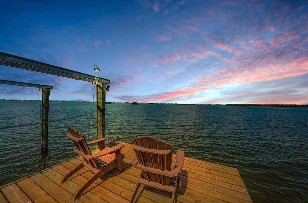 St Petersburg, Florida, 33710, United States, 4 Bedrooms Bedrooms, ,4 BathroomsBathrooms,Residential,For Sale,1826859