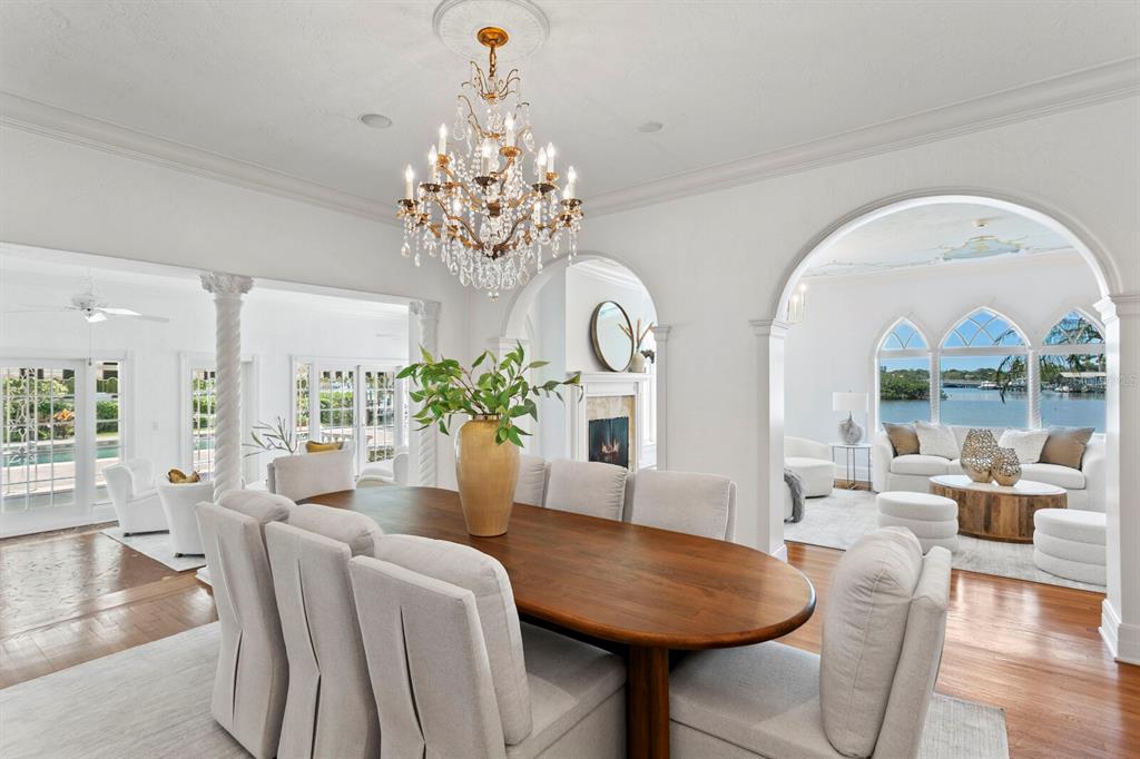 St Petersburg, Florida, 33704, United States, 4 Bedrooms Bedrooms, ,5 BathroomsBathrooms,Residential,For Sale,1794031