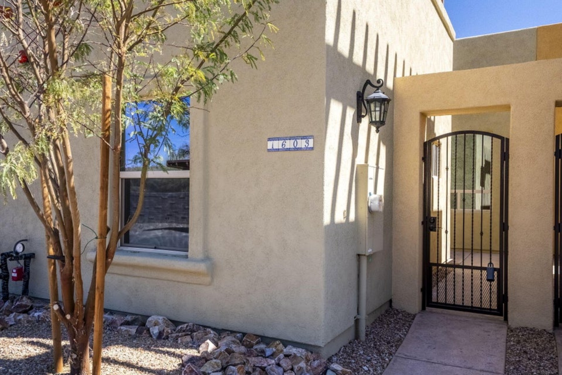  1605 Golden Gate Way¦Nogales, AZ - 物件實景