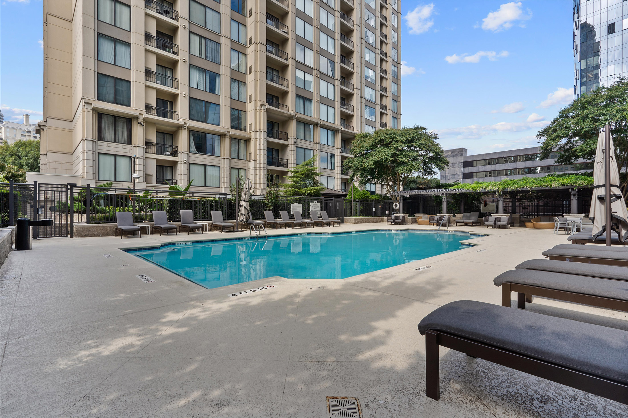  Luxury One Bedroom Condo in the heart of Buckhead - 物件實景