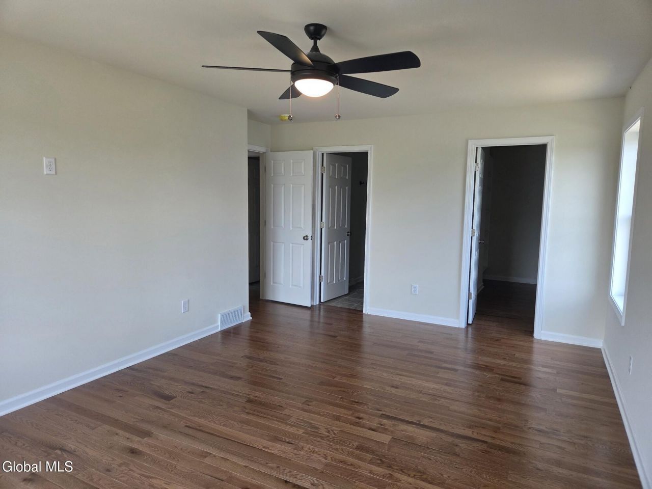 Mechanicville, New York, 12118, United States, 3 Bedrooms Bedrooms, ,3 BathroomsBathrooms,Residential,For Sale,1908351
