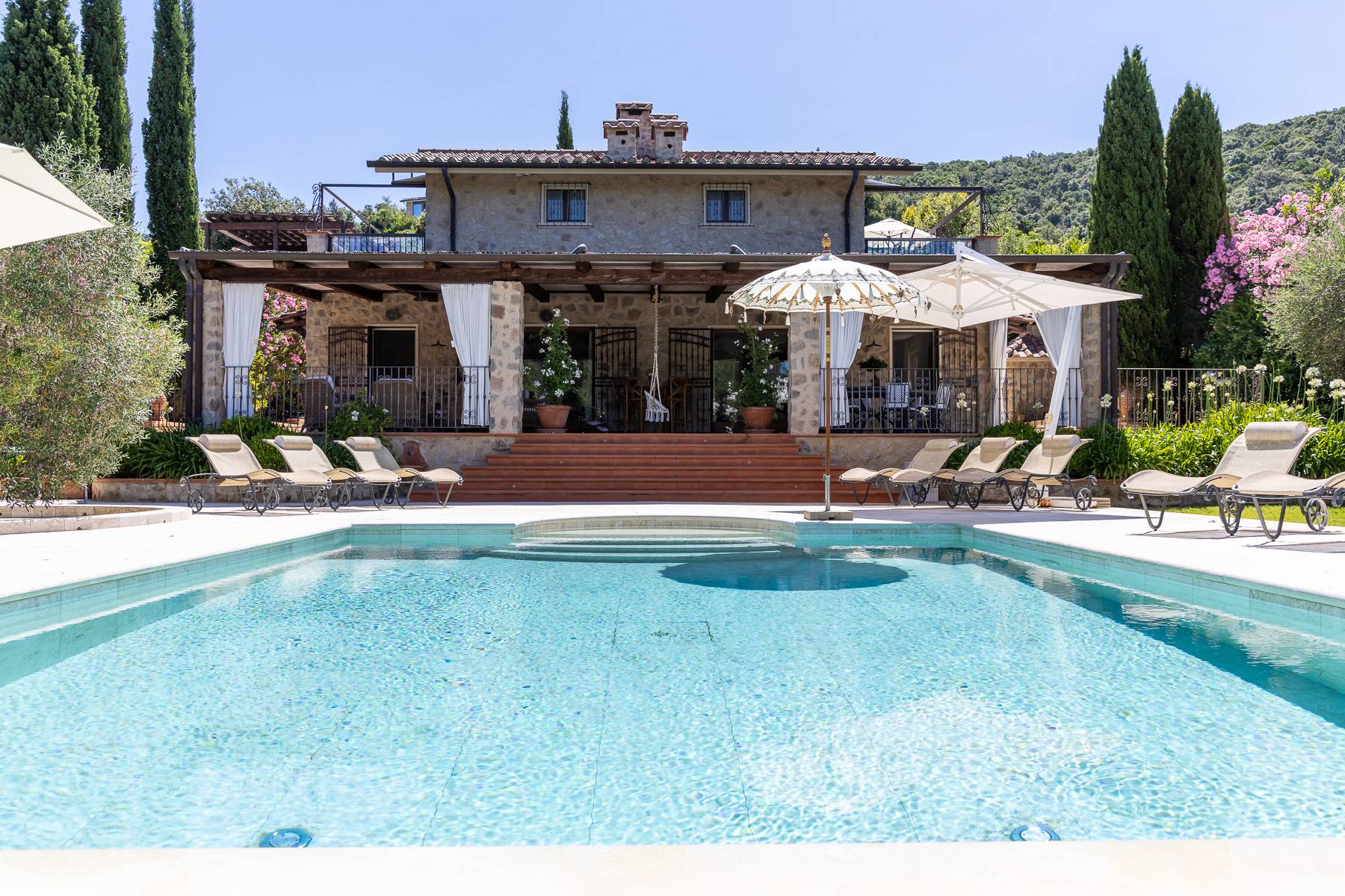  Elegant villa with swimming pool in Punta Ala - 物件實景