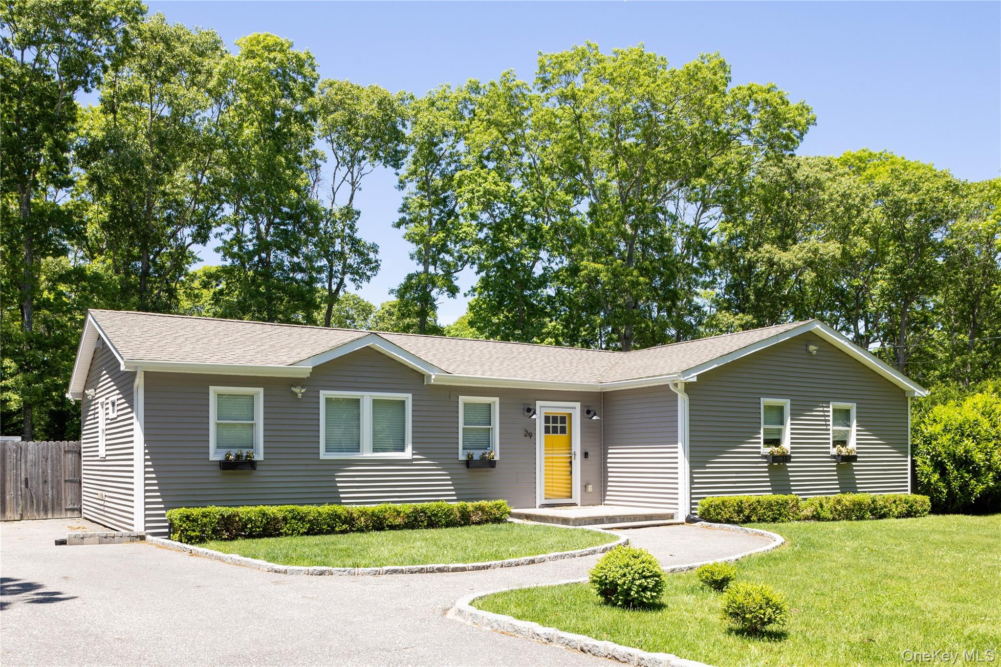  29 Matthews Drive, Speonk, NY, 11972 - 物件實景
